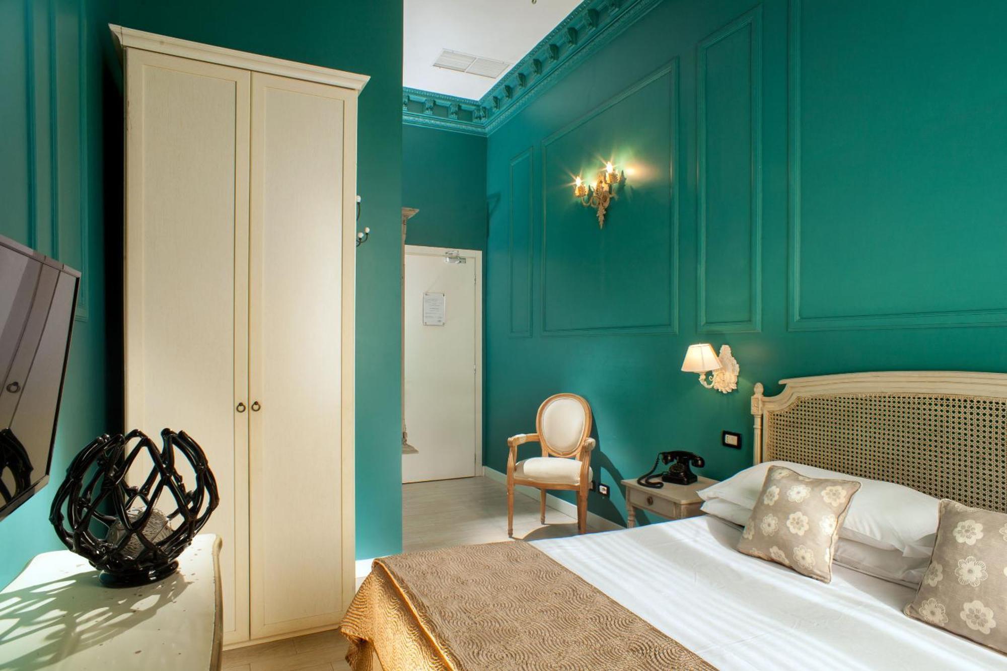 Standard Double or Twin Room,1645687046:JPEG