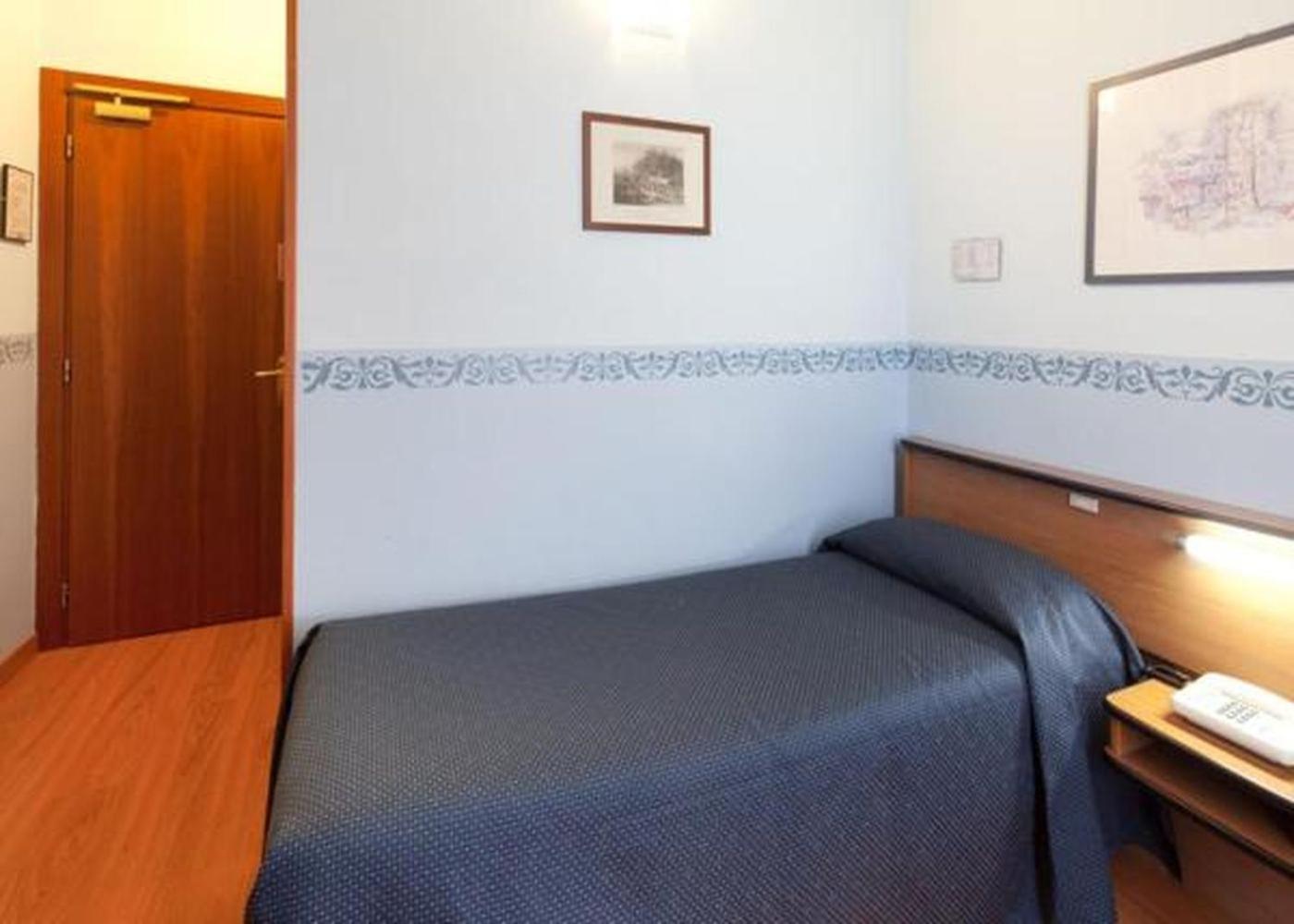 Single Room,1711357221:JPEG