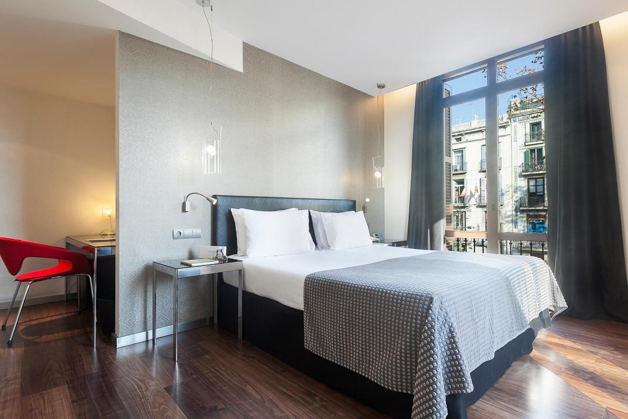 Double or Twin Room Las Ramblas View,683401743:JPEG