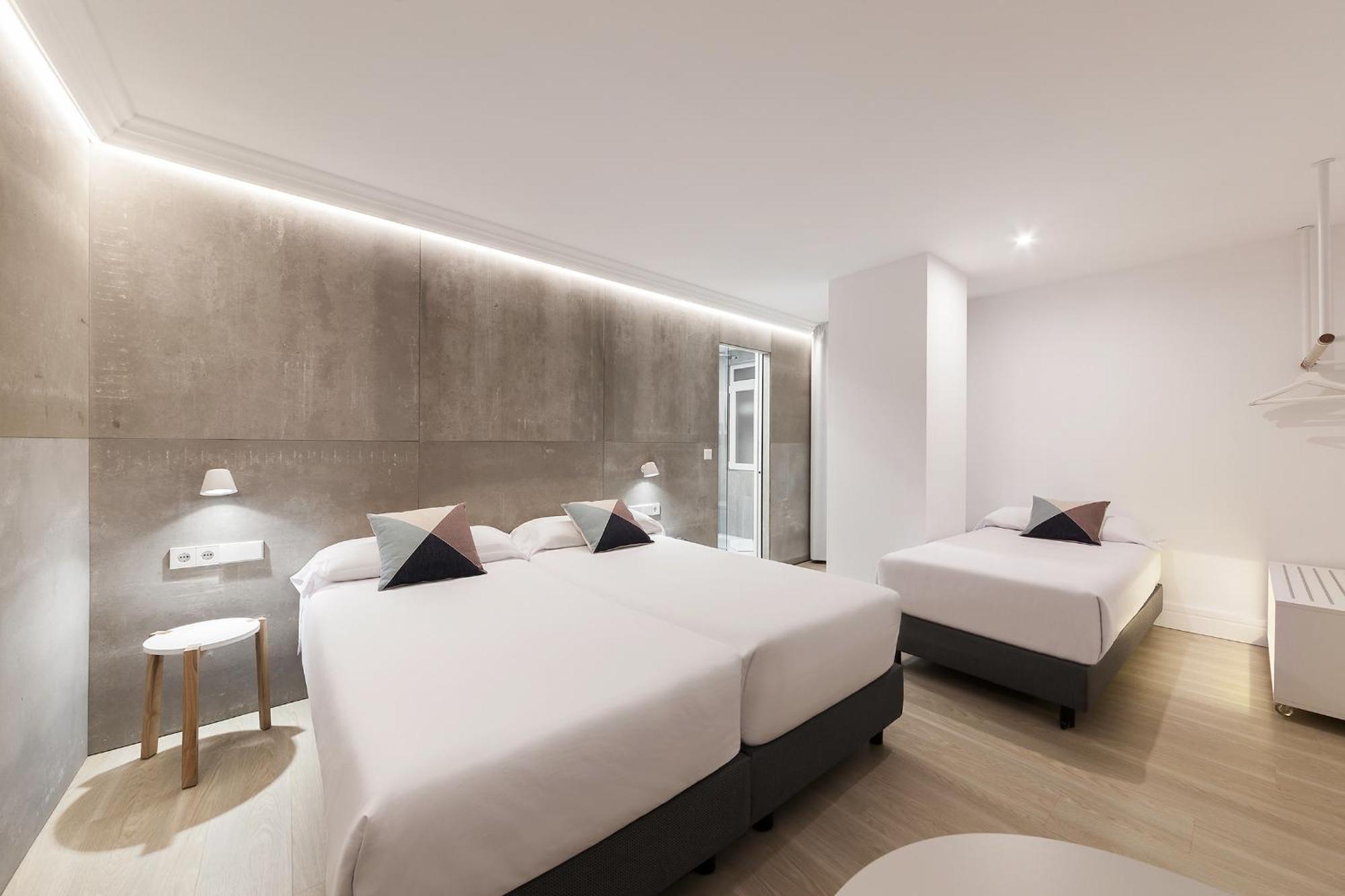 Triple Room,371161993:JPEG