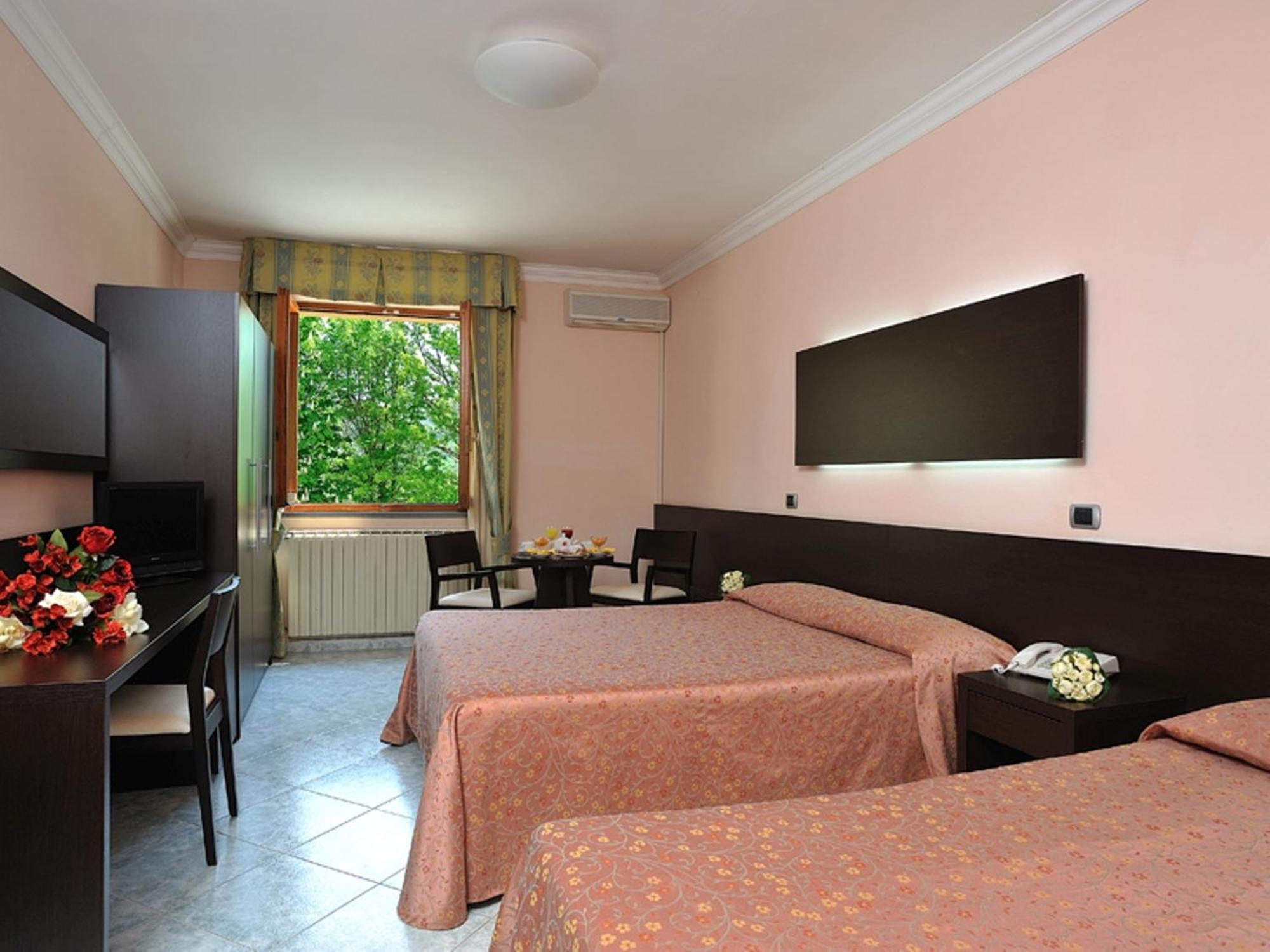 Triple Room,1615647116:JPEG