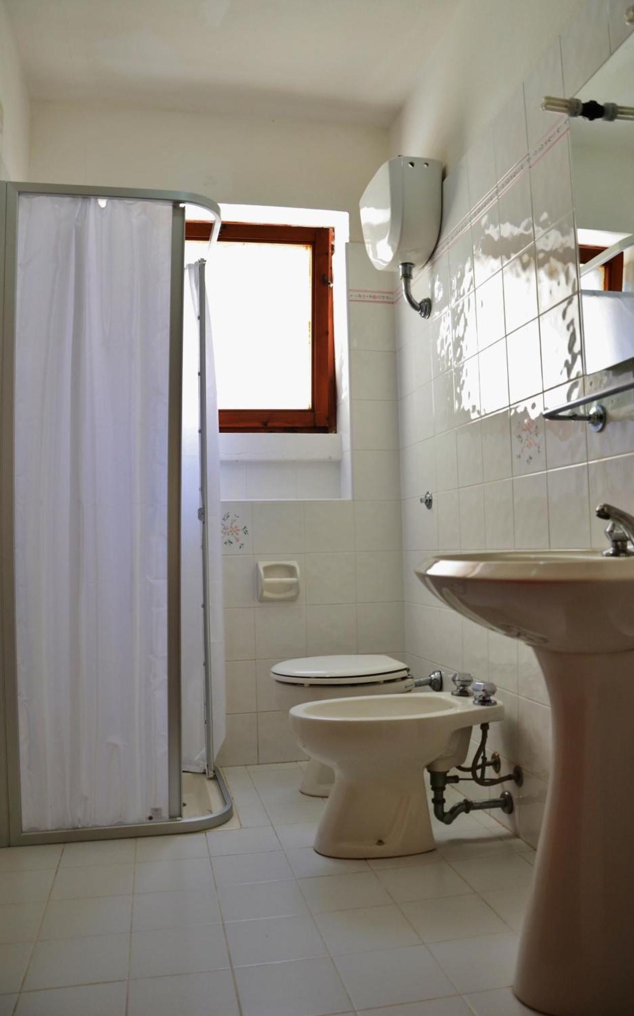 Economy One-Bedroom Apartment,1602954350:JPEG