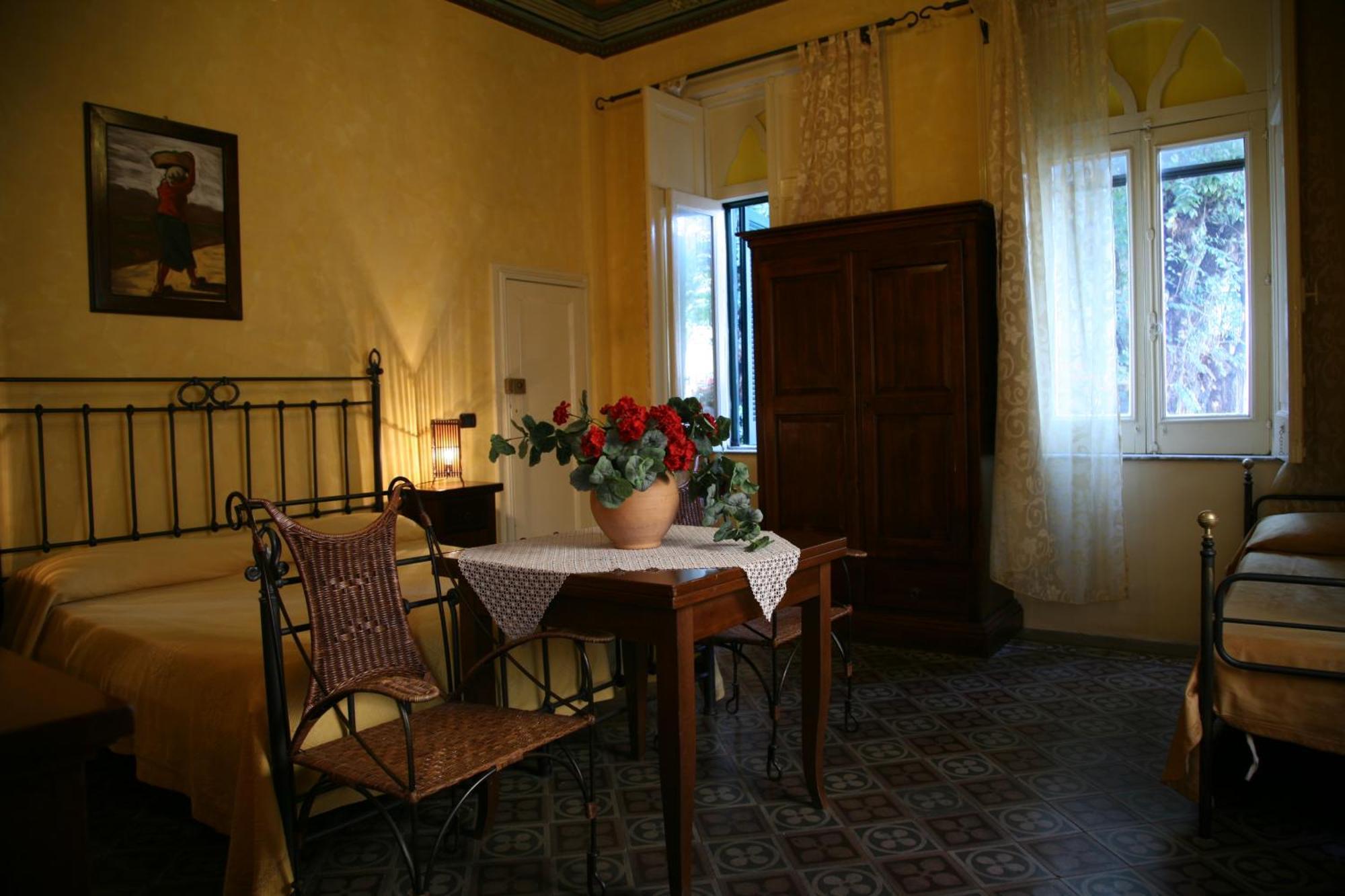 Triple Room,1209657700:JPEG