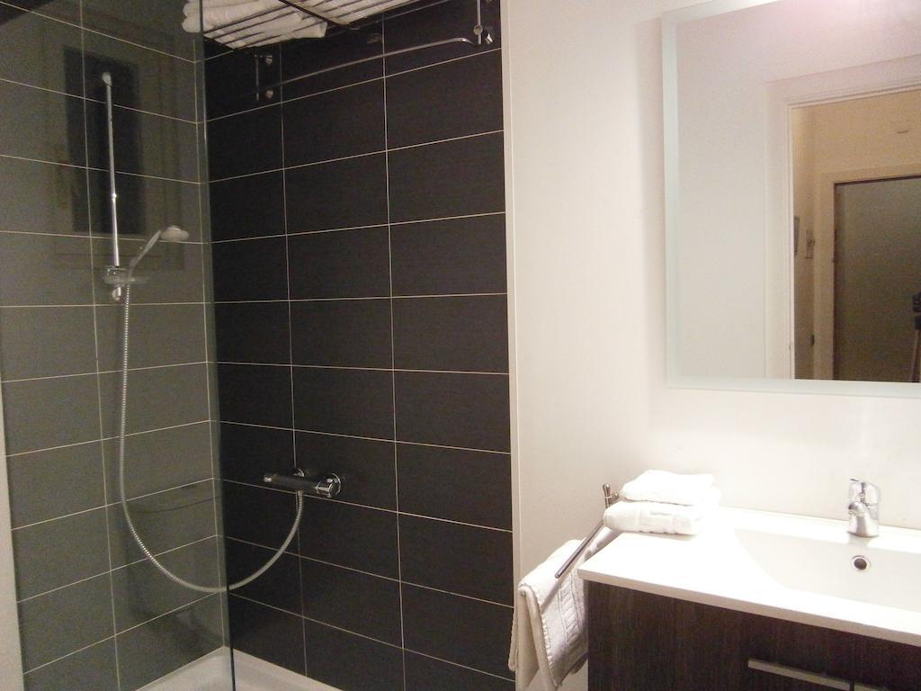 One-Bedroom Apartment,68937416:JPEG