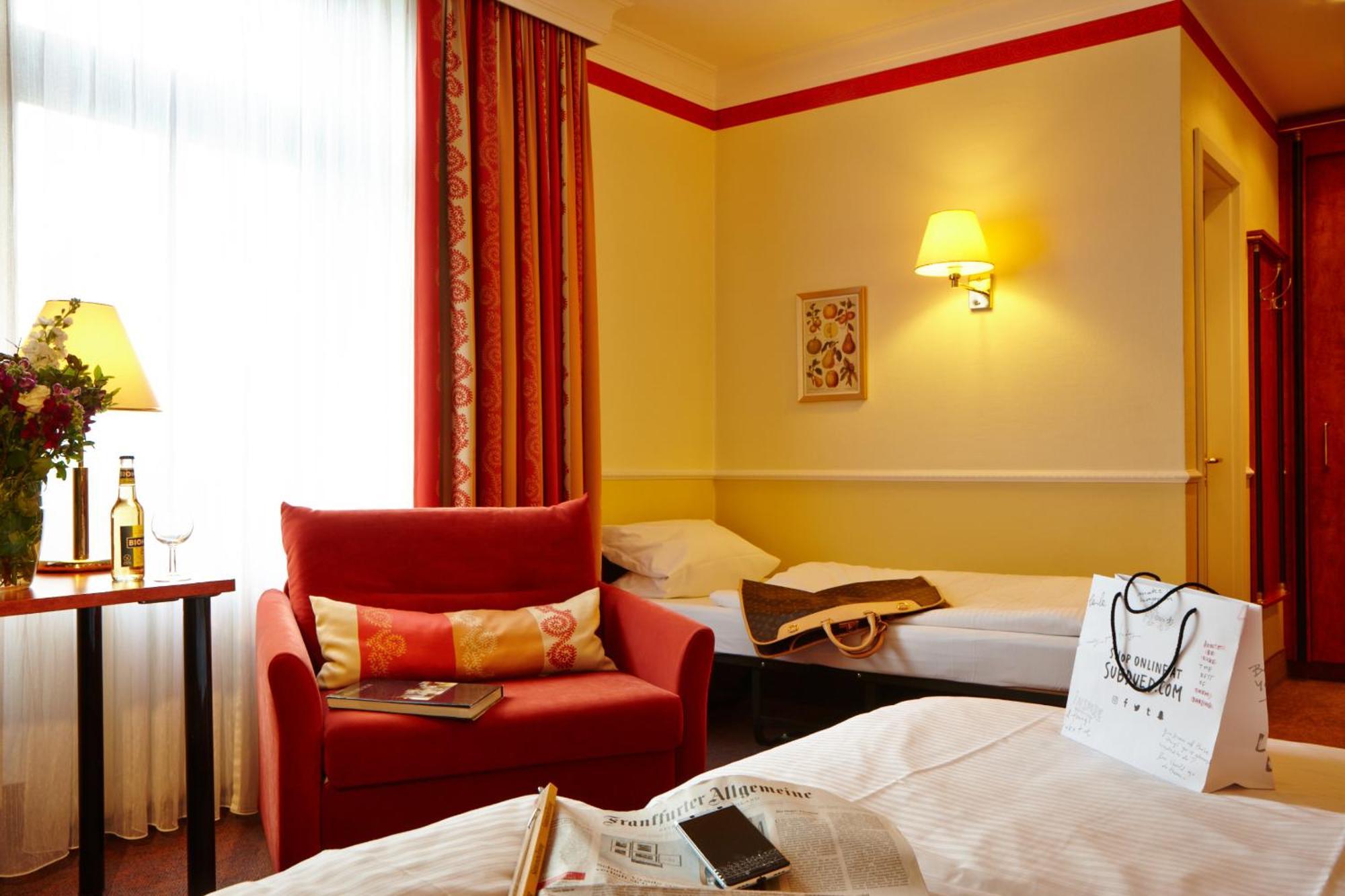 Standard Triple Room,1276933822:JPEG