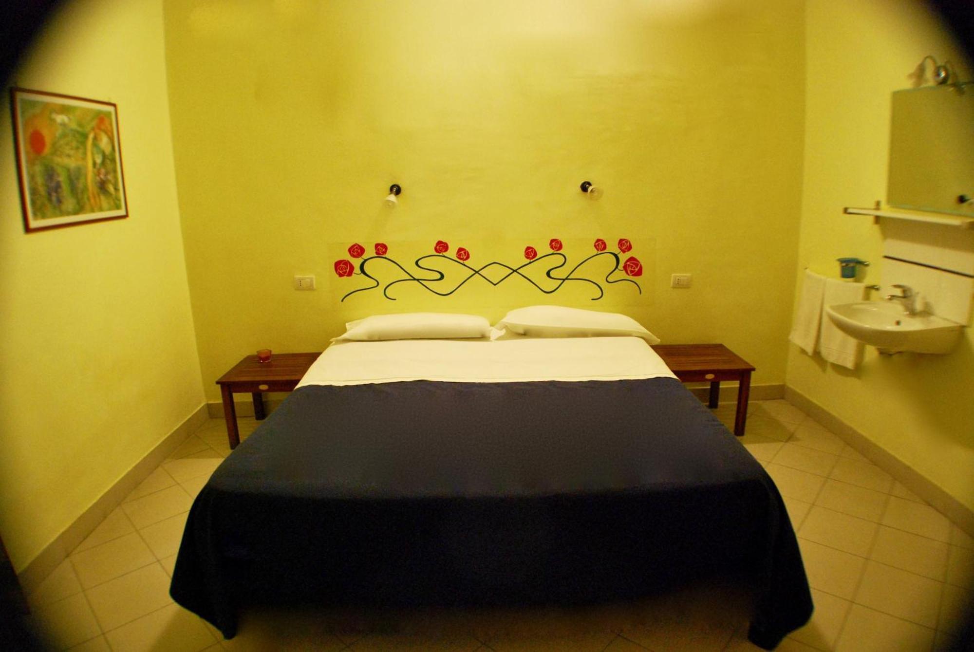 Double Room,690493383:JPEG