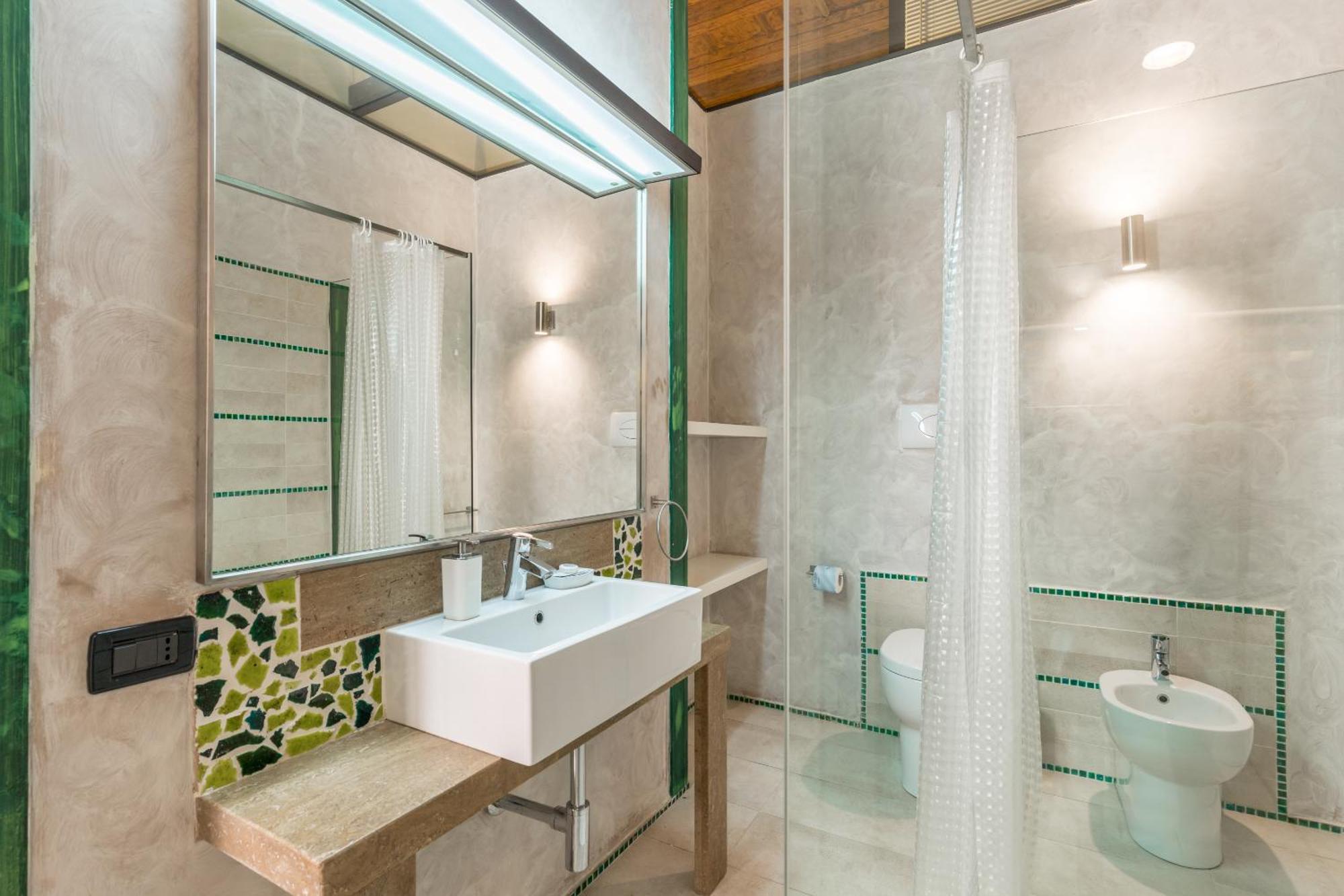 Double Room,979994899:JPEG