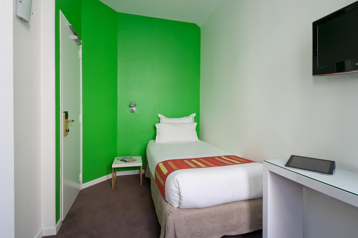 Standard Single Room,1208557588:JPEG