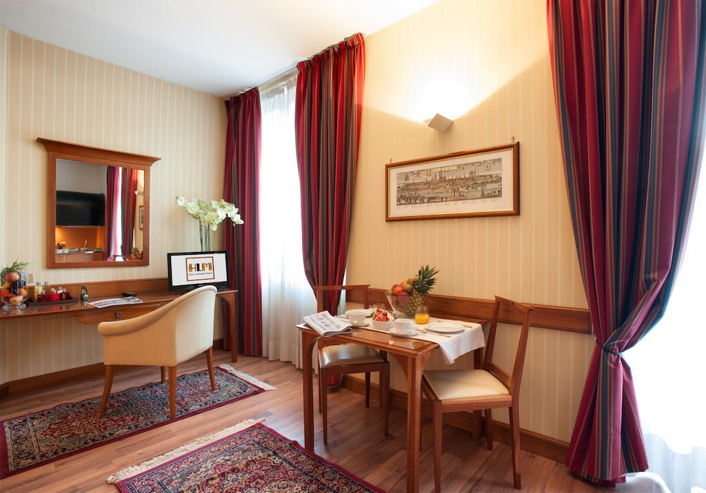 Habitación Cuádruple con balcón