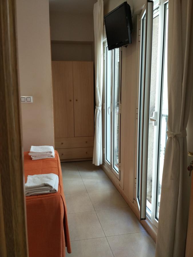 Single Room Bathroom,695142678:JPEG
