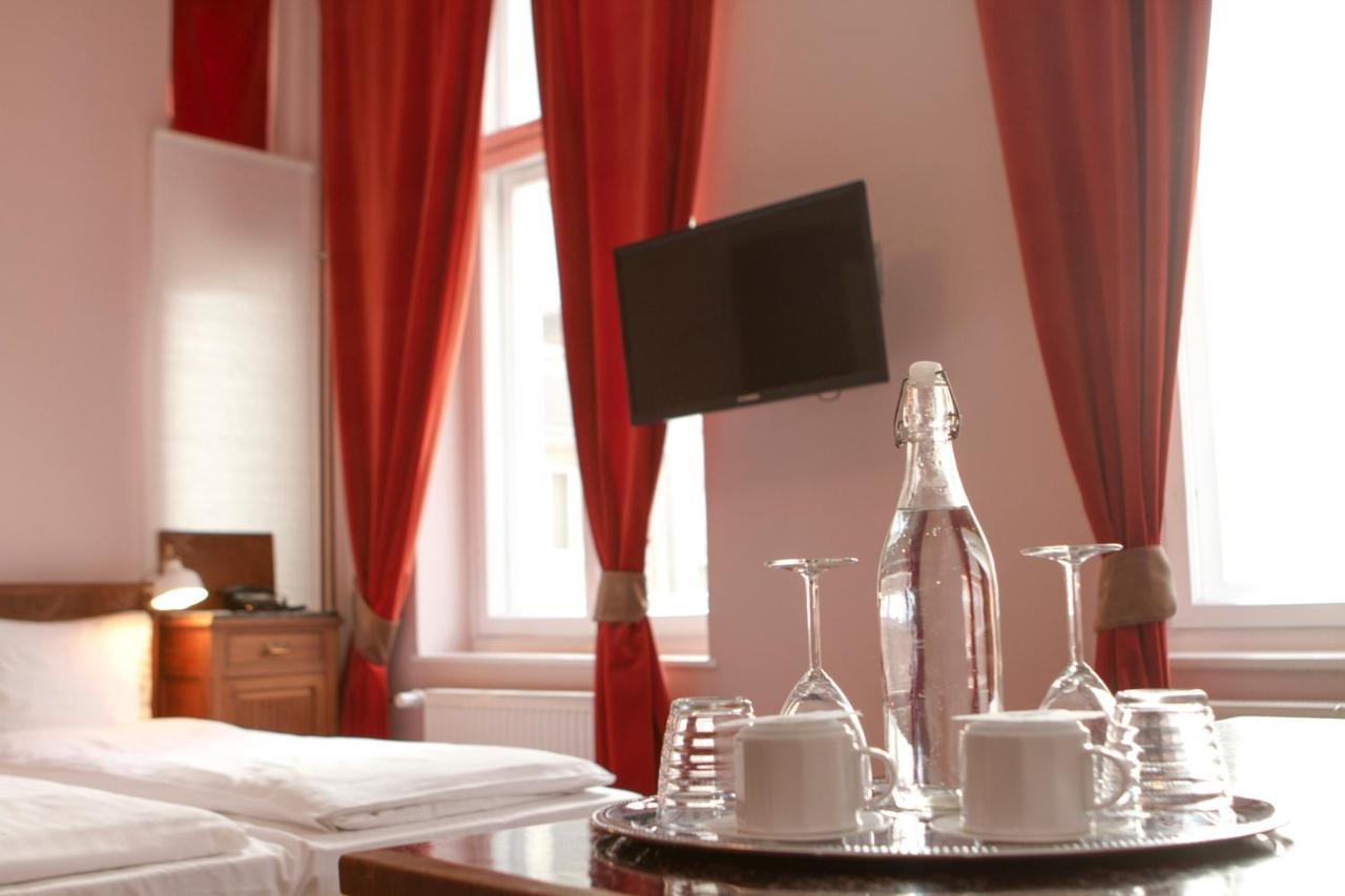 Standard Double Room,998369274:JPEG