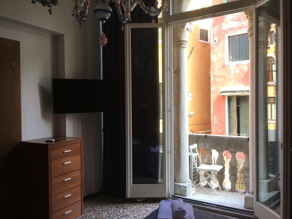 Double Room Balcony Canal View,695415978:JPEG