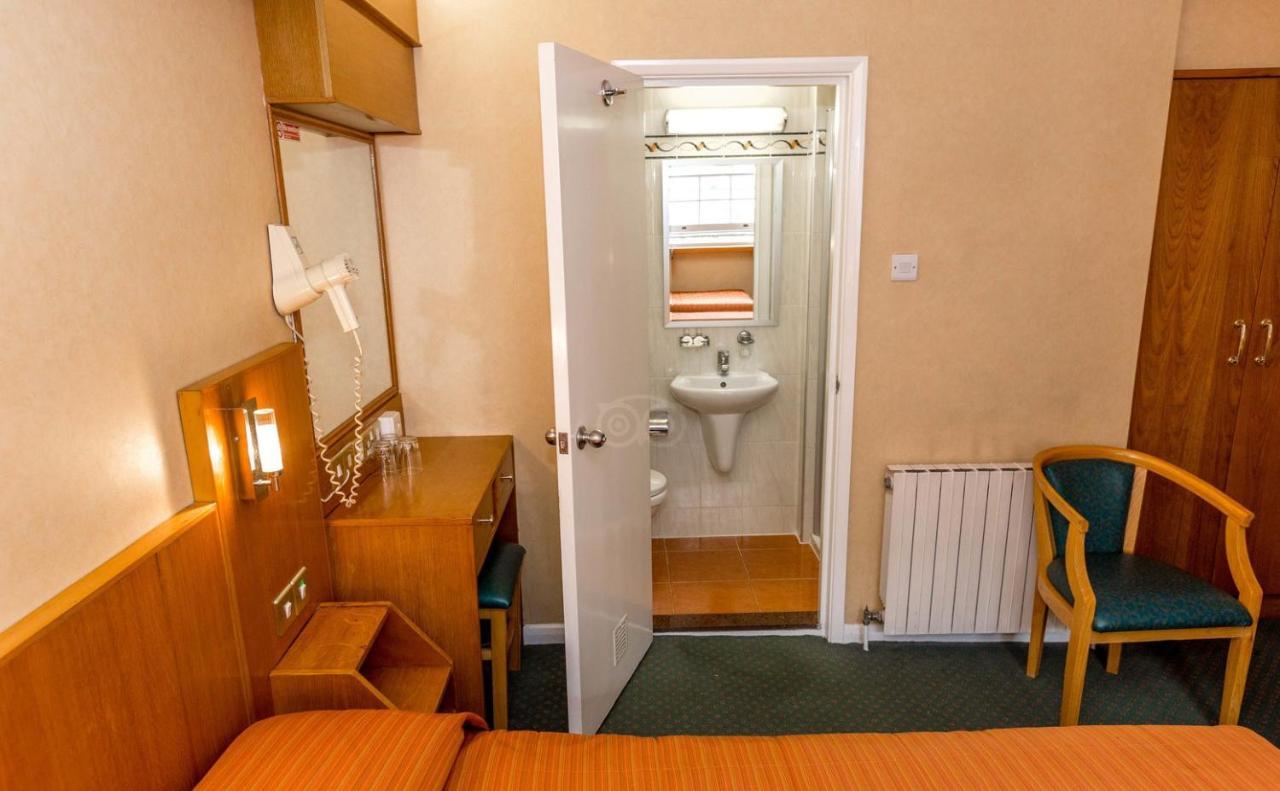 Small Single Room,665618508:JPEG