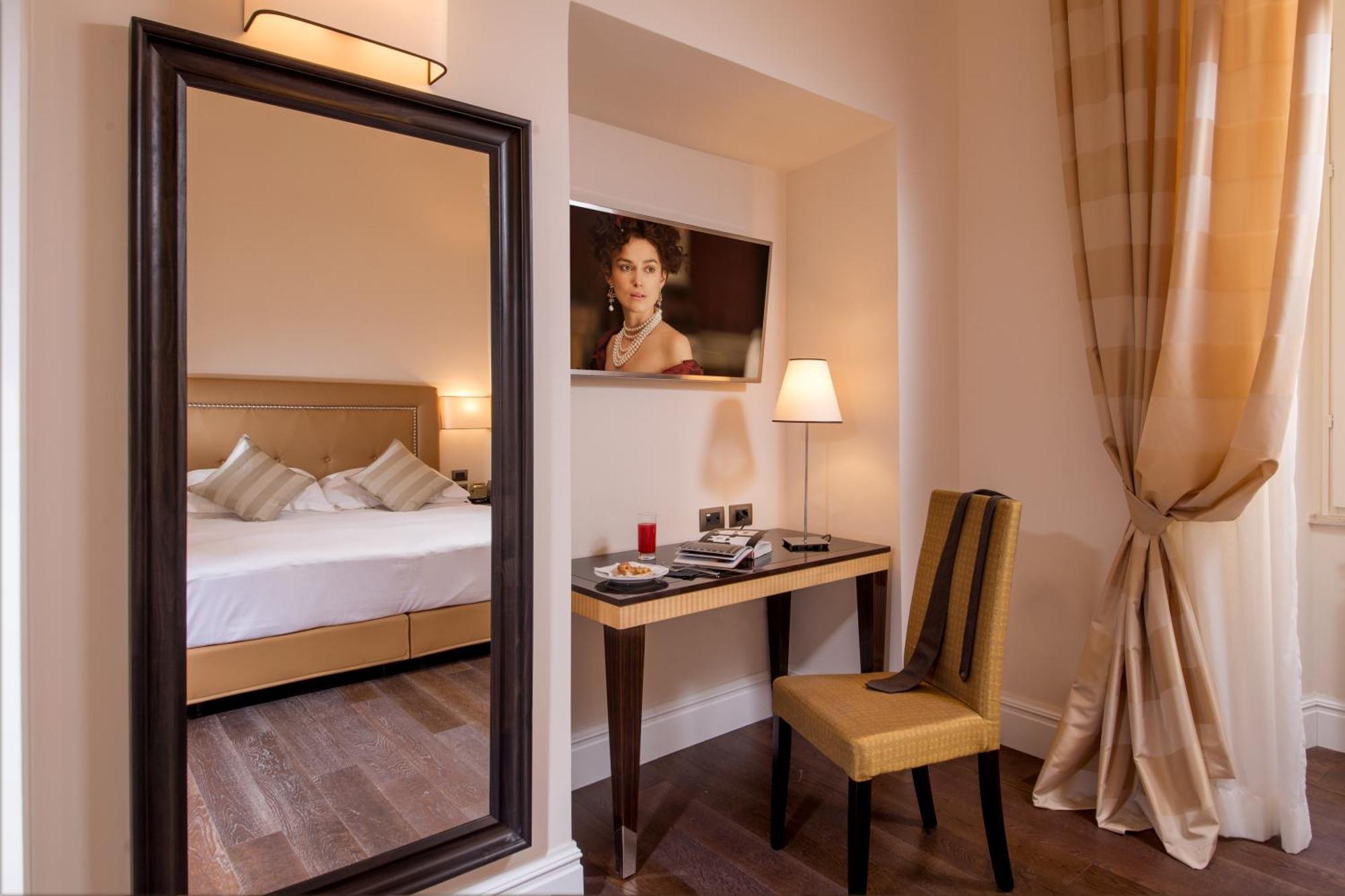 Double or Twin Room,700435933:JPEG