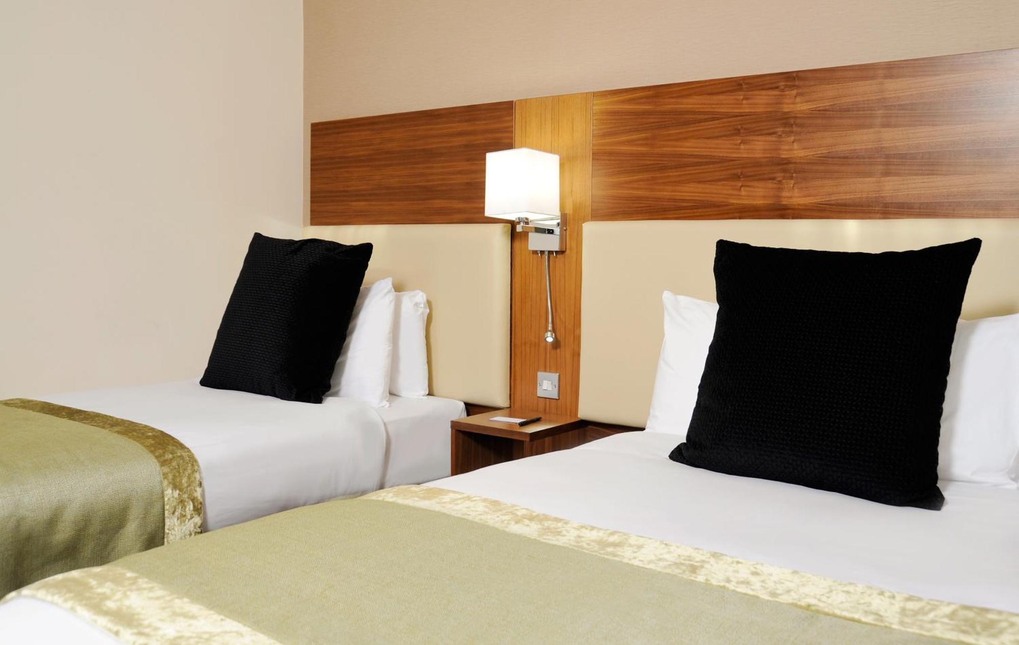 Standard Twin Room,1274047423:JPEG