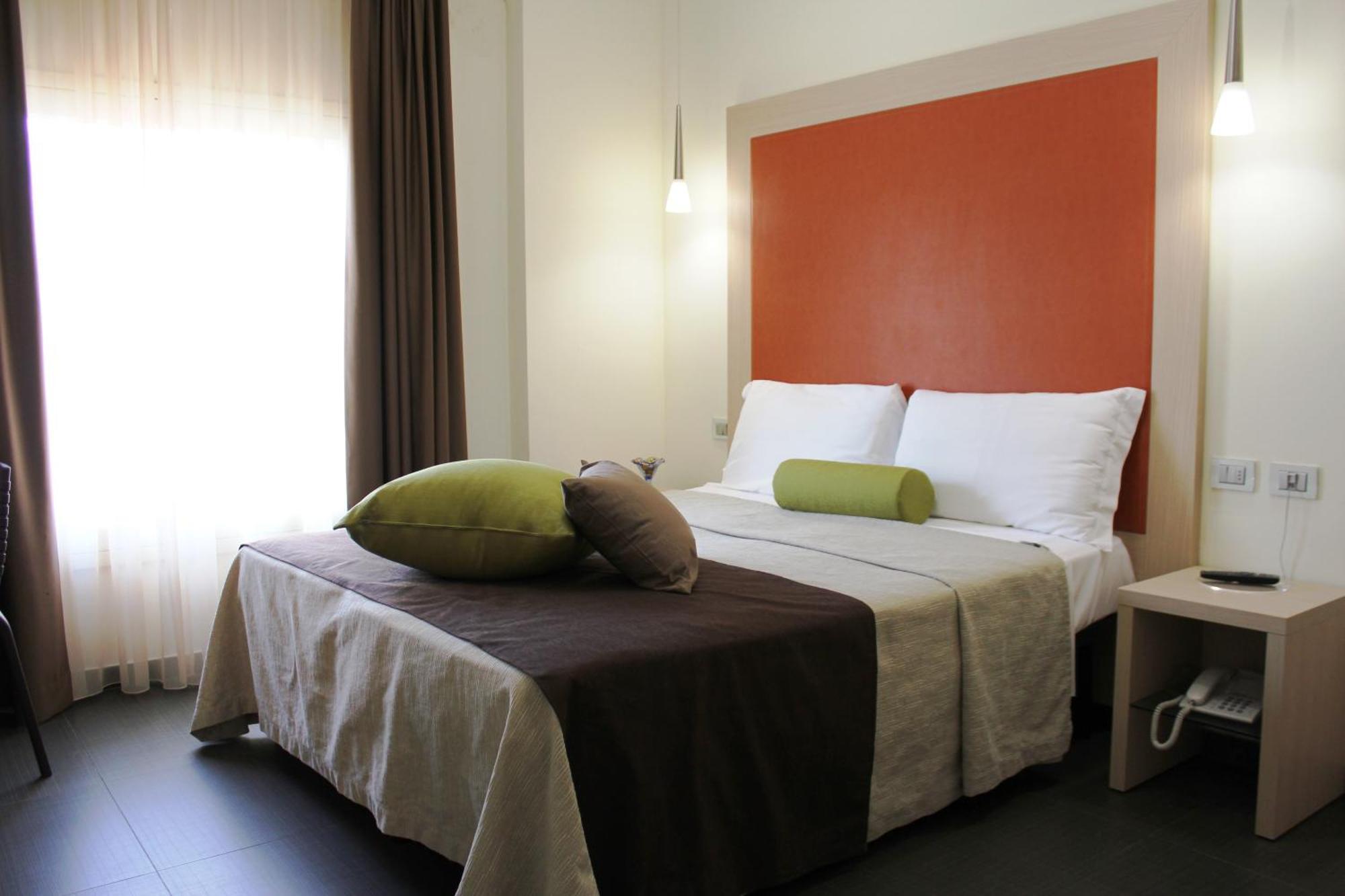 Double or Twin Room,969678418:JPEG