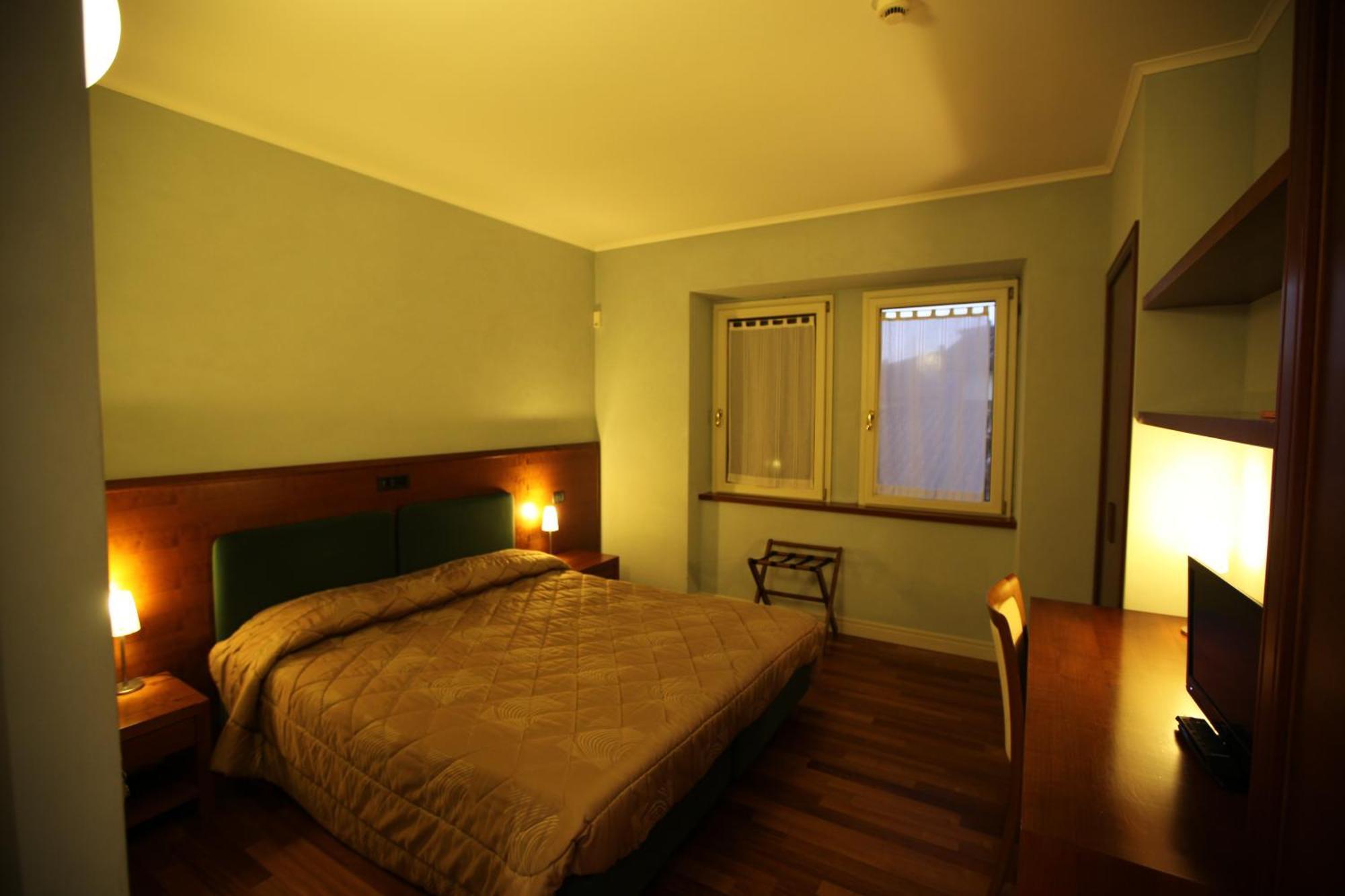 Classic Triple Room