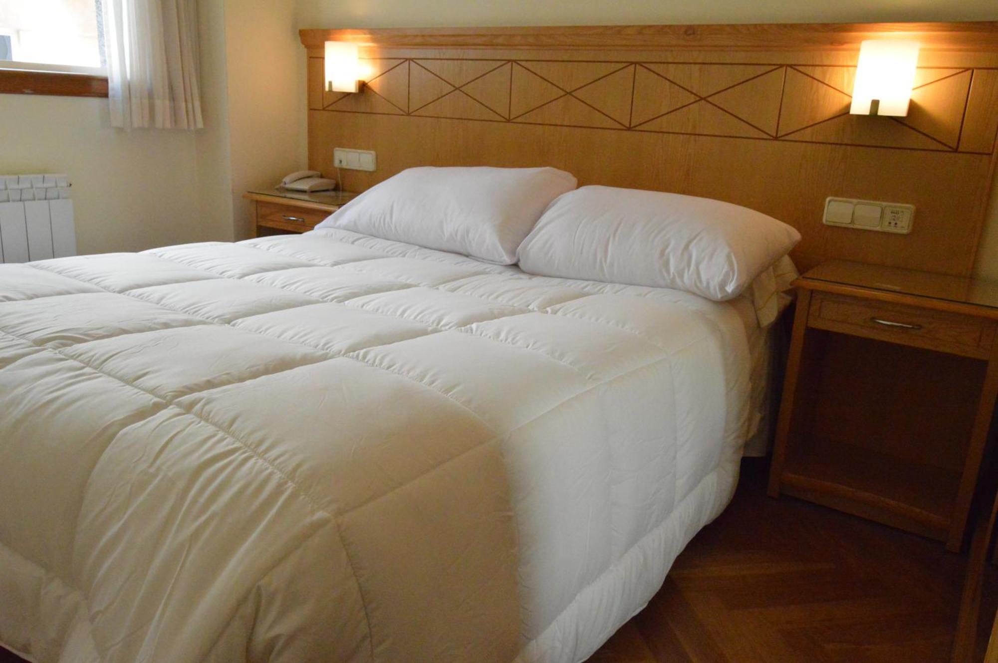 Double Room,703214758:JPEG