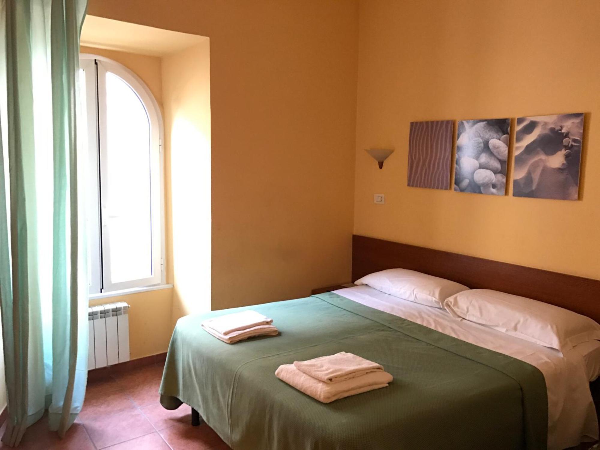Double Room,1580738807:JPEG