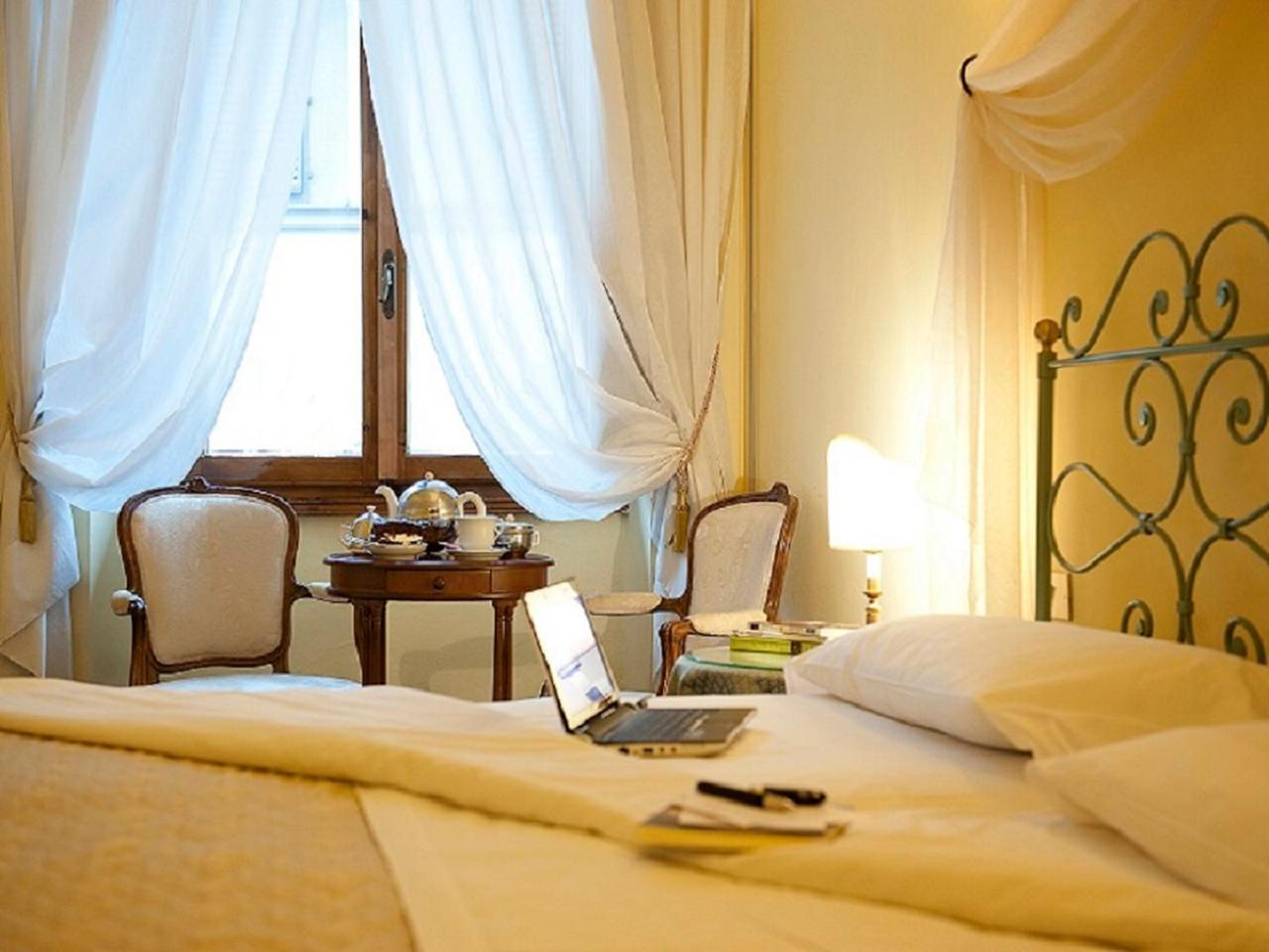 Double or Twin Room,1274705437:JPEG