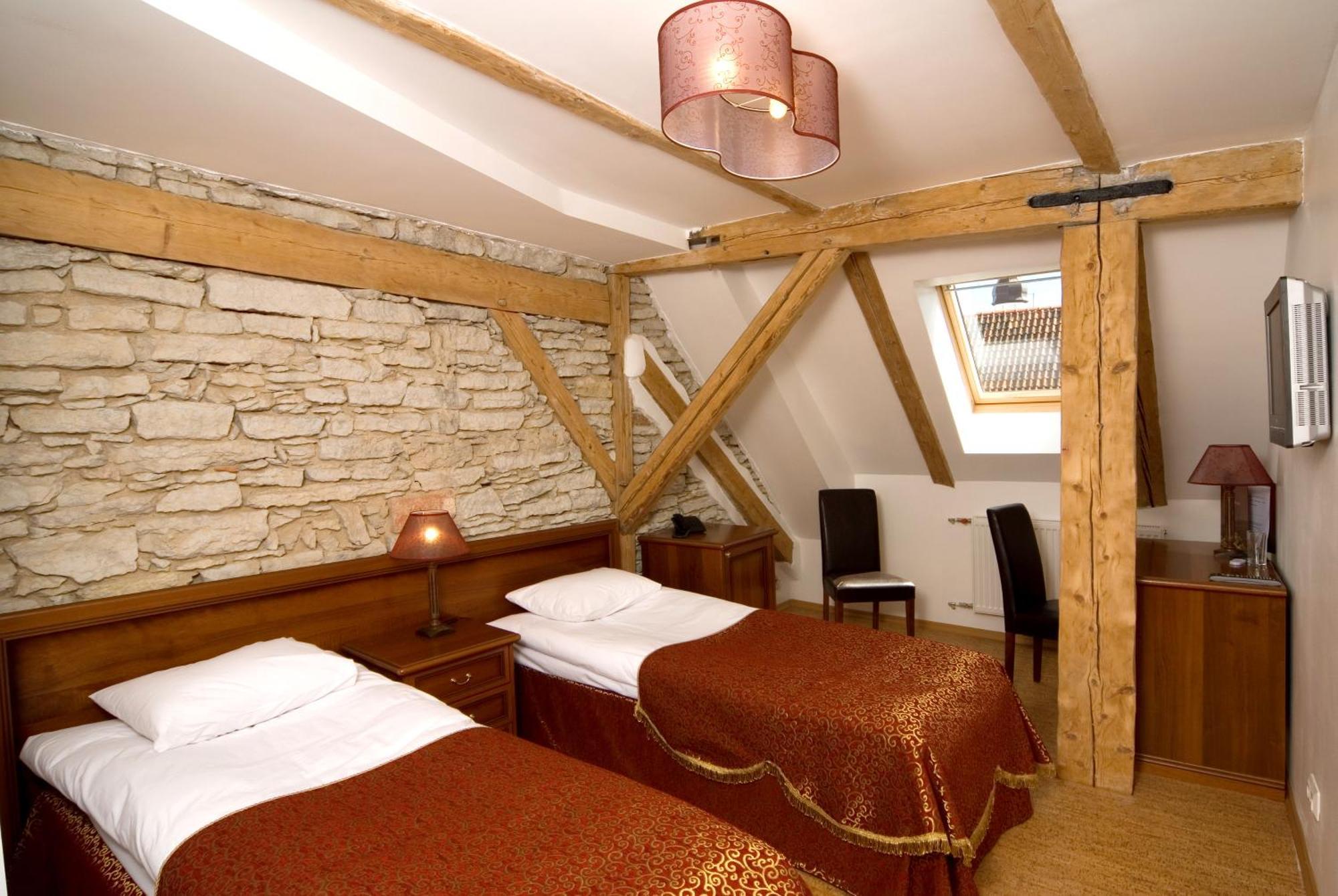 Economy Double or Twin Room,1277432248:JPEG