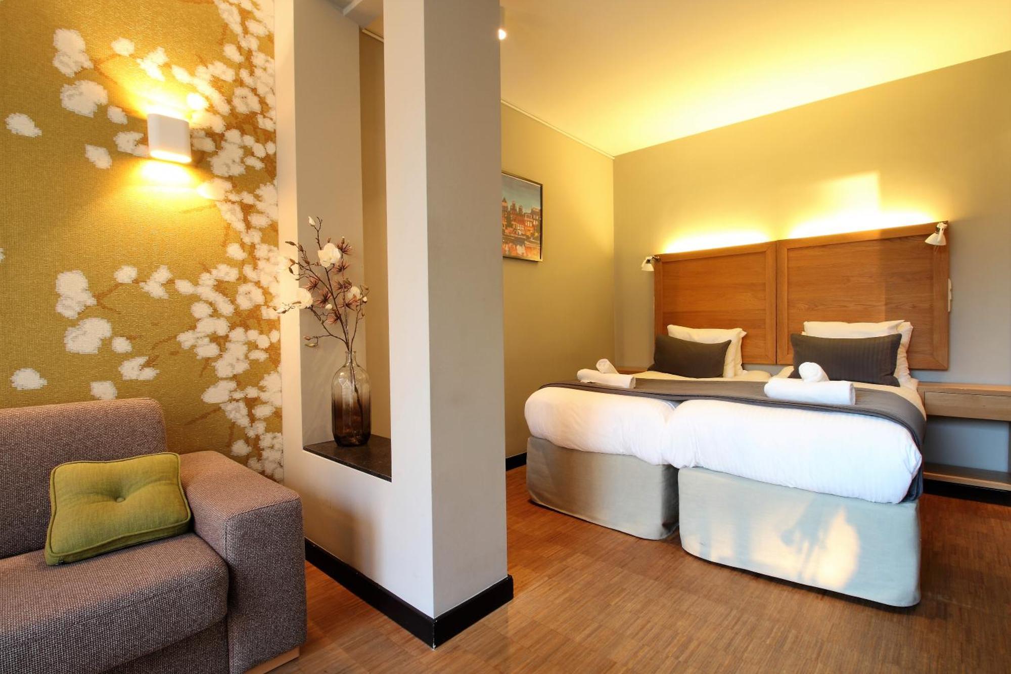 Junior Suite,443897223:JPEG