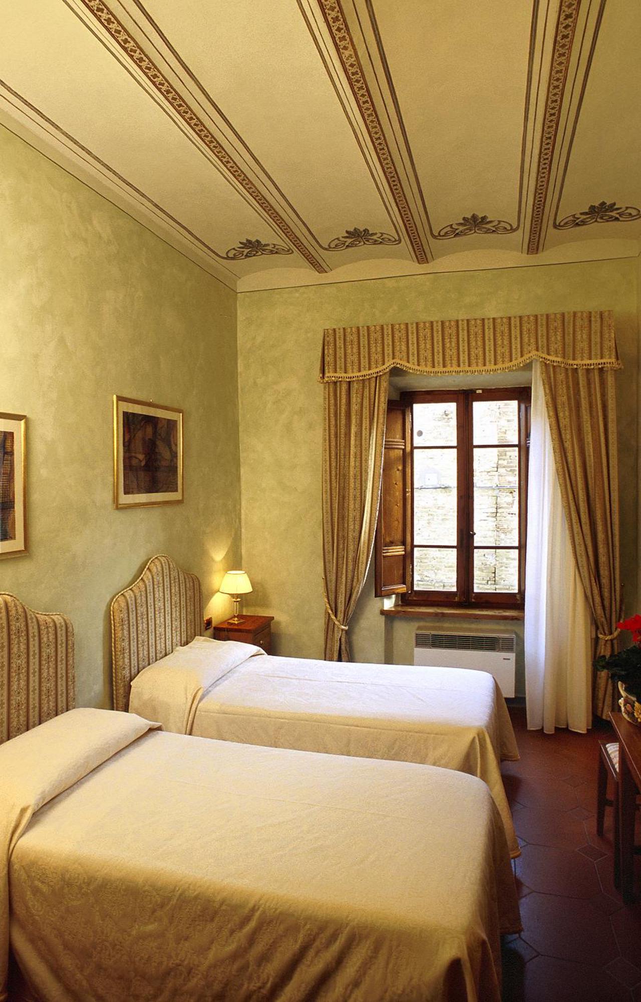 Double or Twin Room,1352307724:JPEG