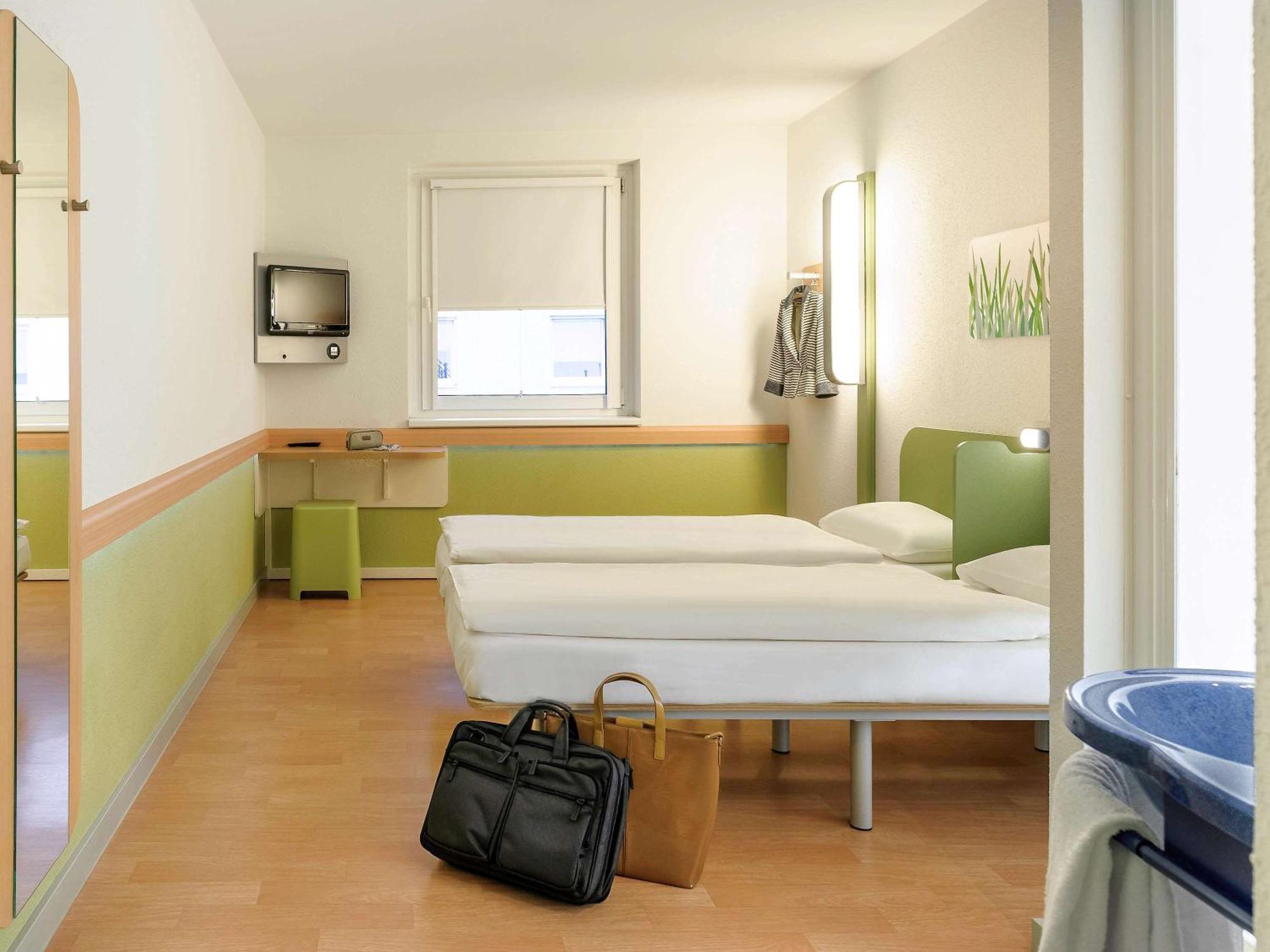 Standard Triple Room,1771587474:JPEG