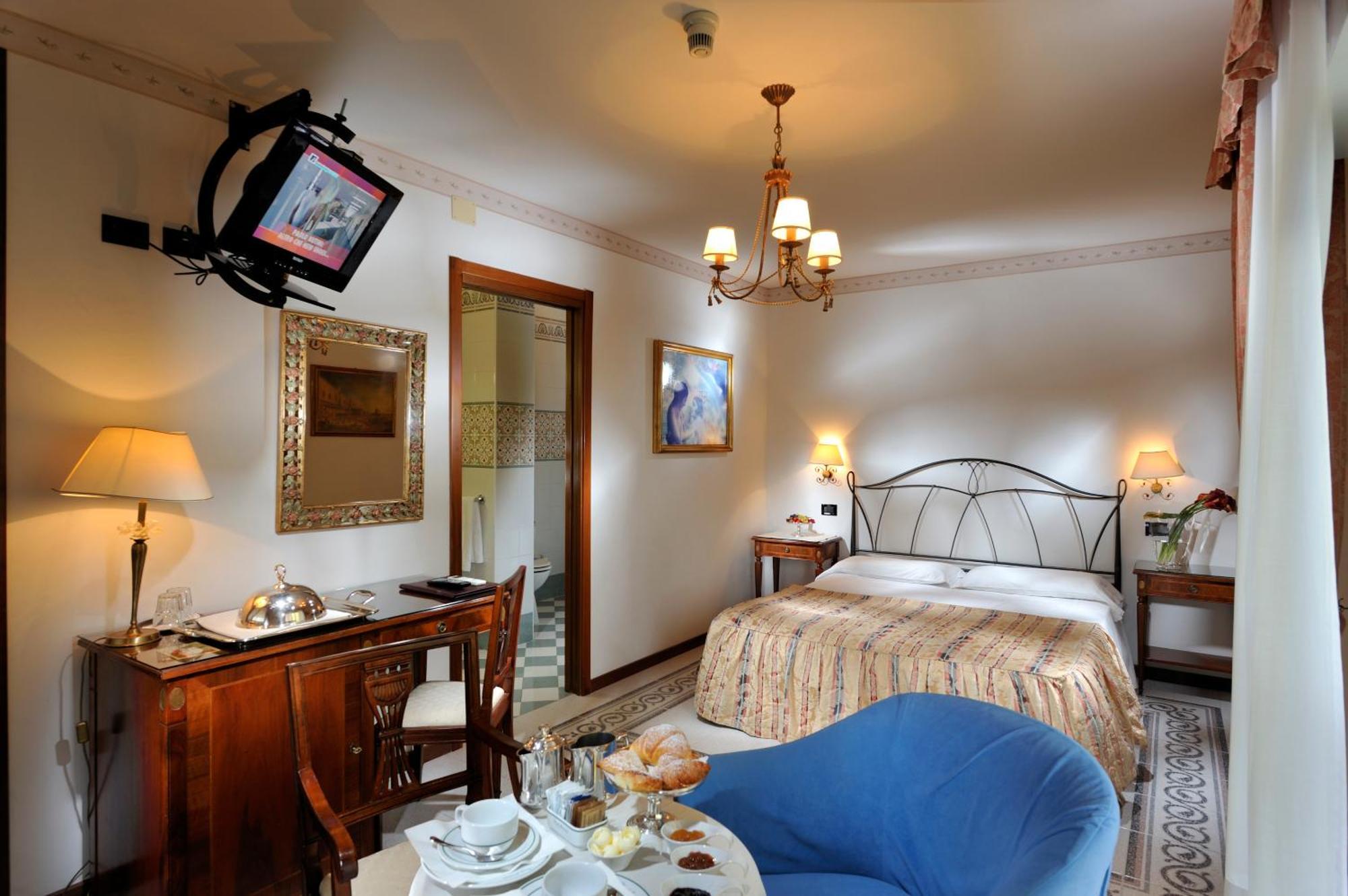 Deluxe Double or Twin Room Terrace Sea View,323025754:JPEG