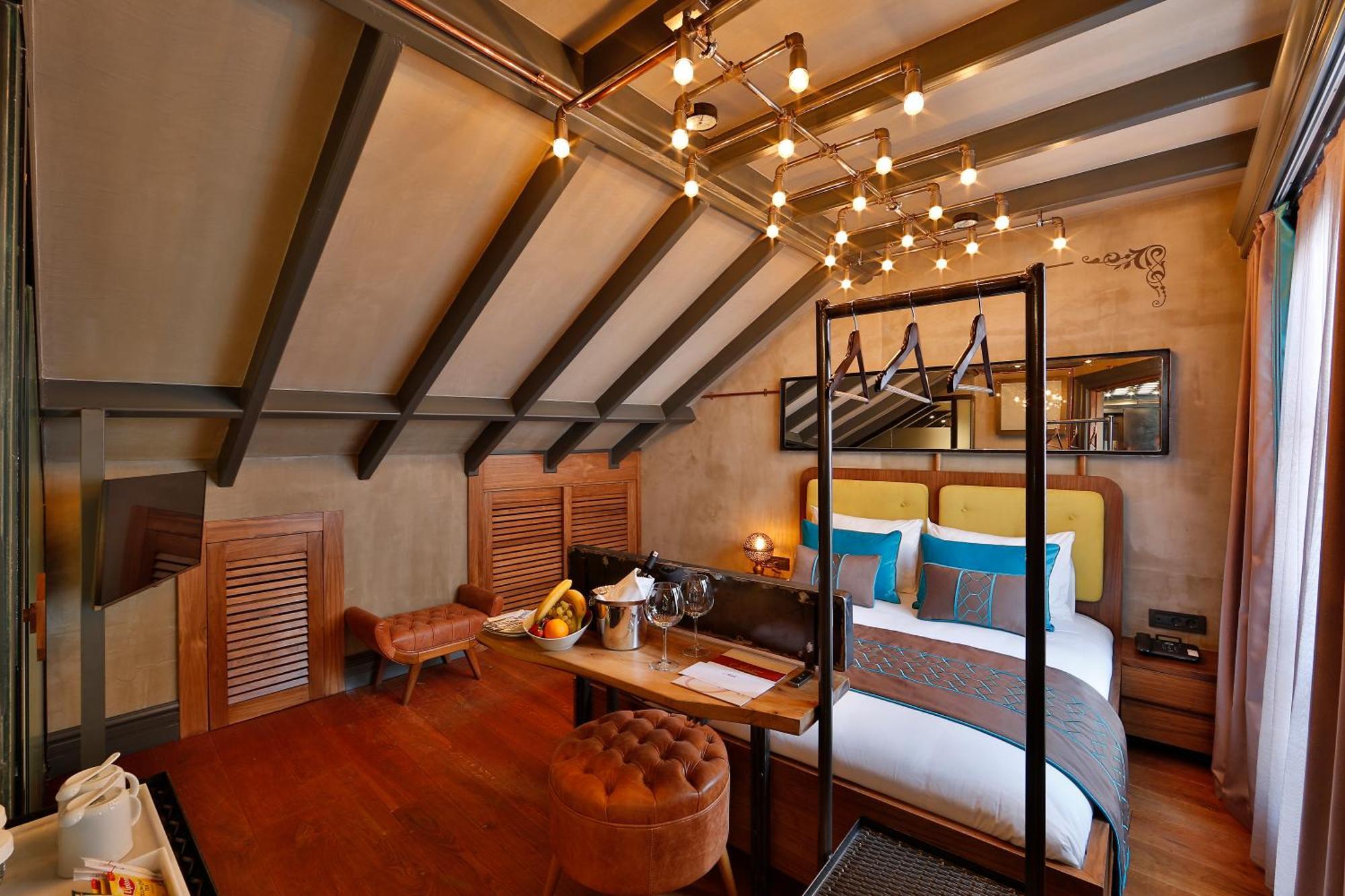 Penthouse Suite,709808875:JPEG