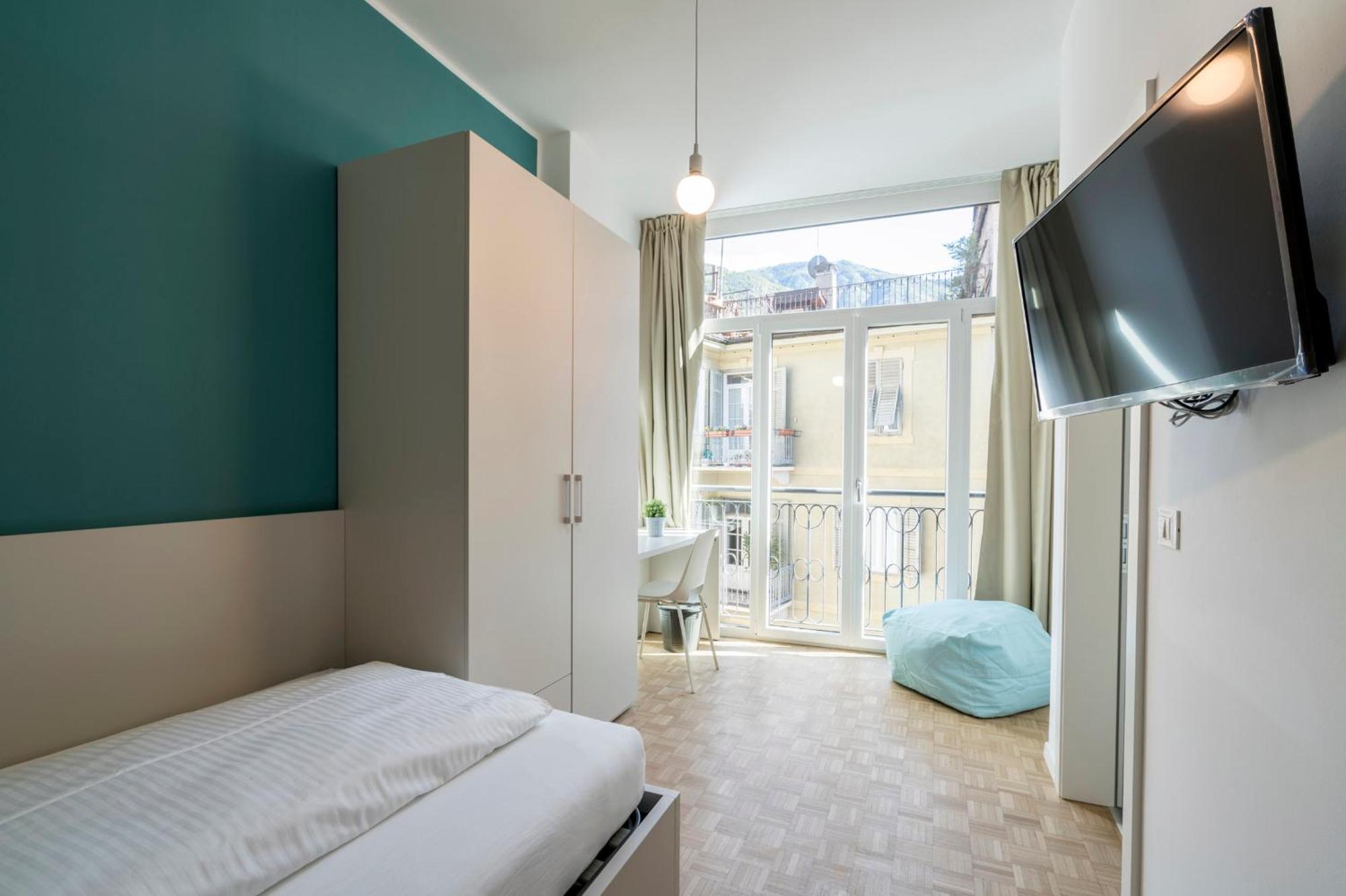 Standard Single Room,710455942:JPEG