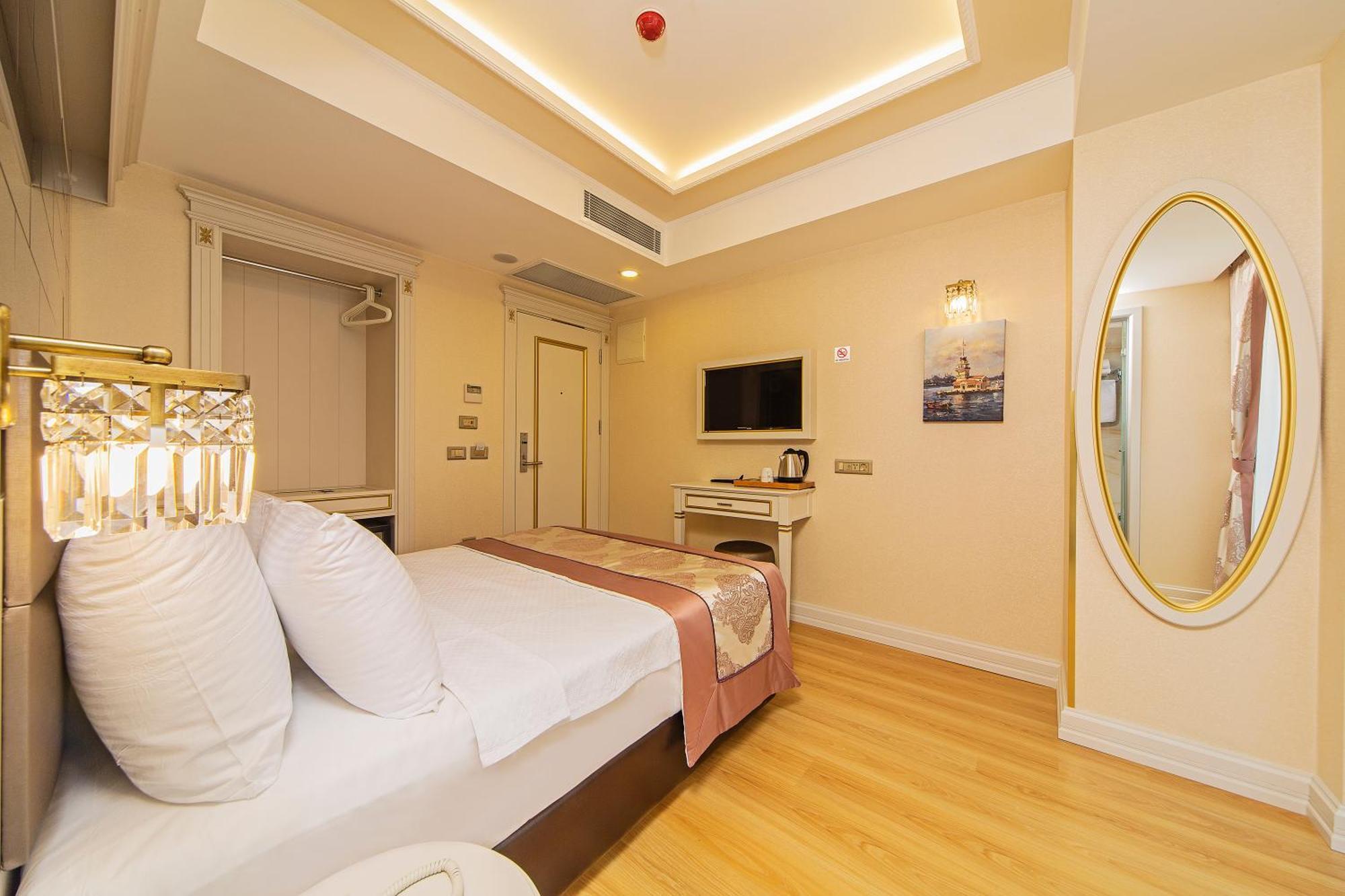 Standard Double or Twin Room,525967863:JPEG