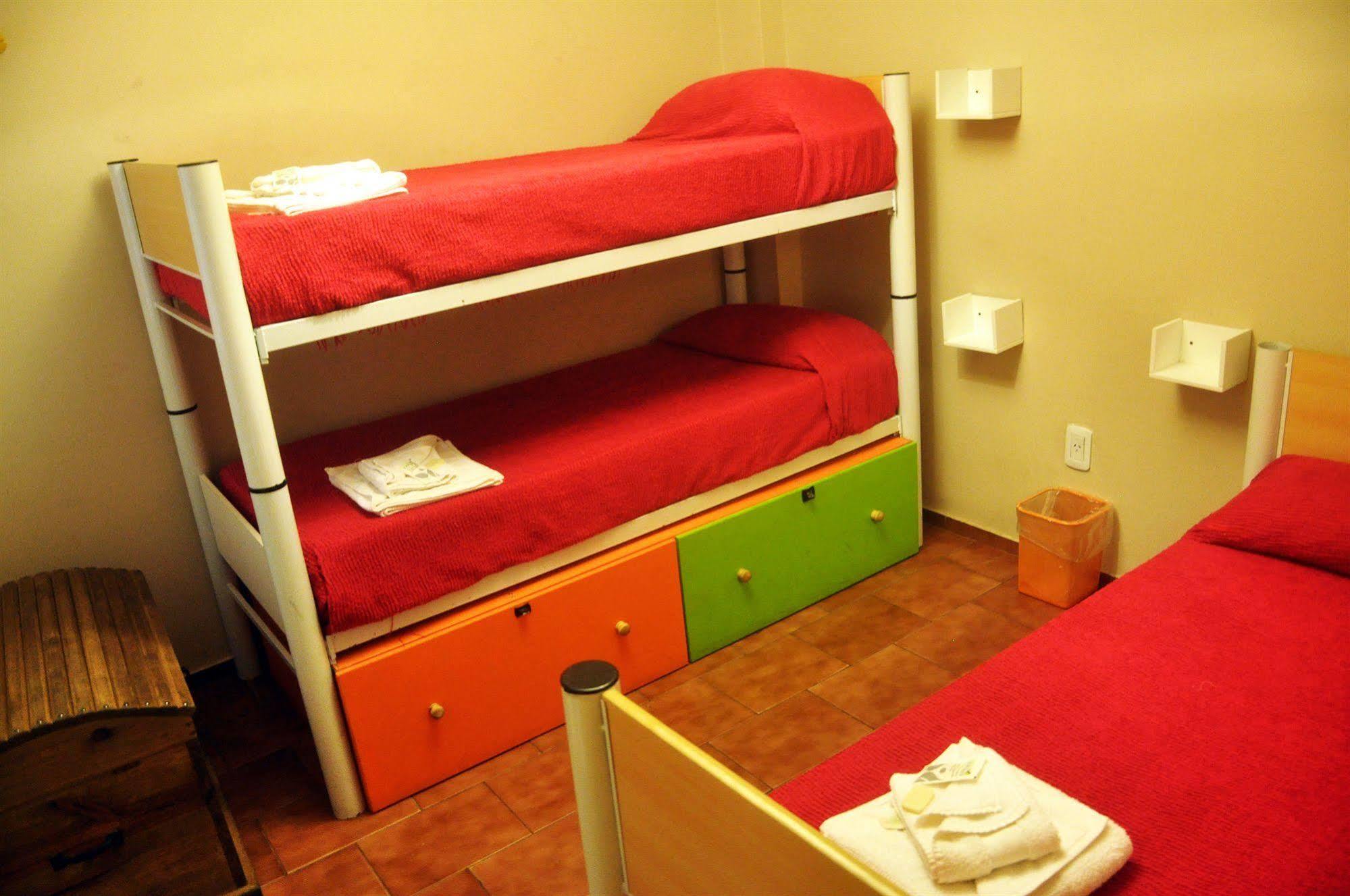 Standard Triple Room,711139054:JPEG