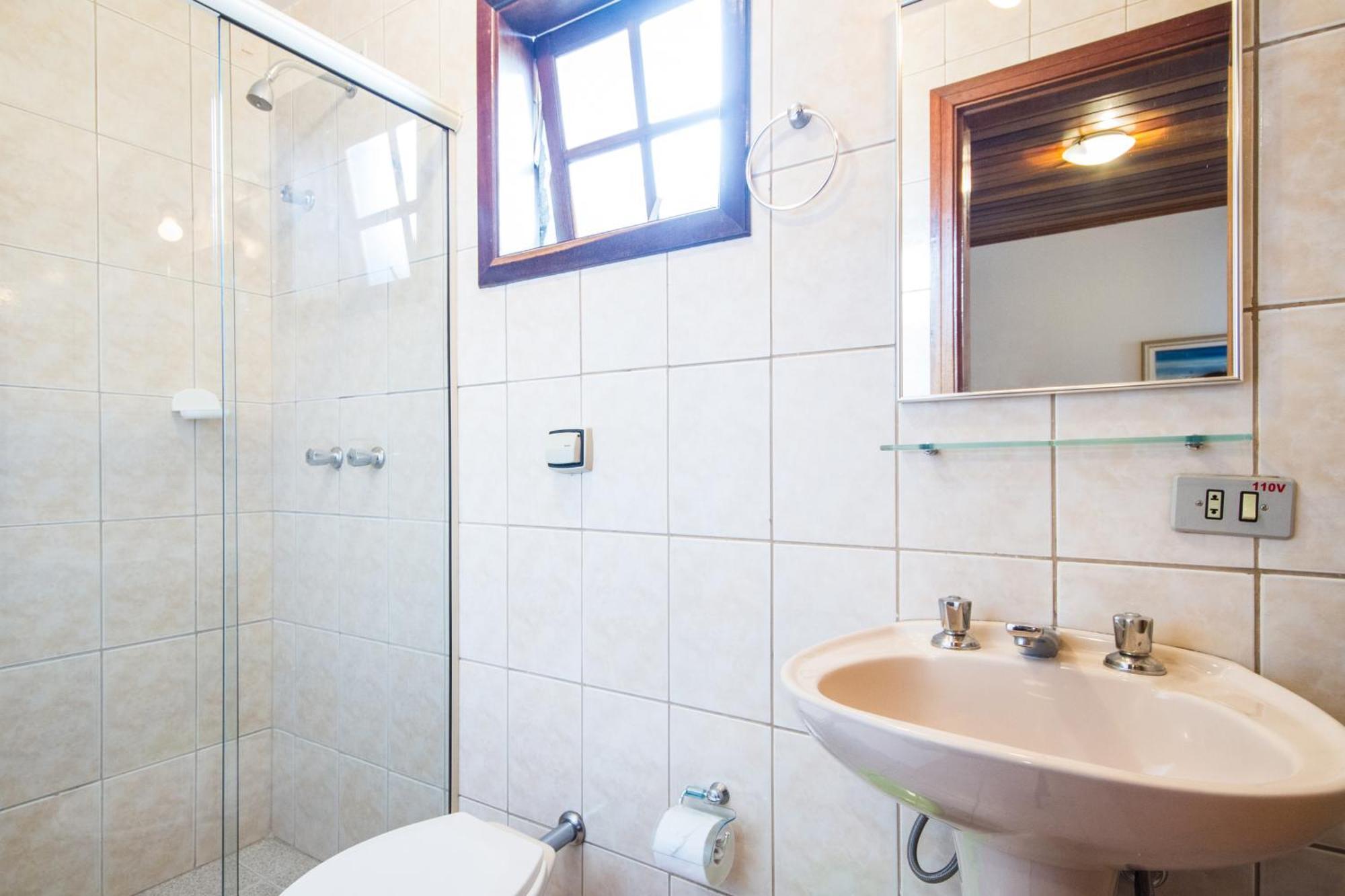 Classic Triple Room,711397480:JPEG