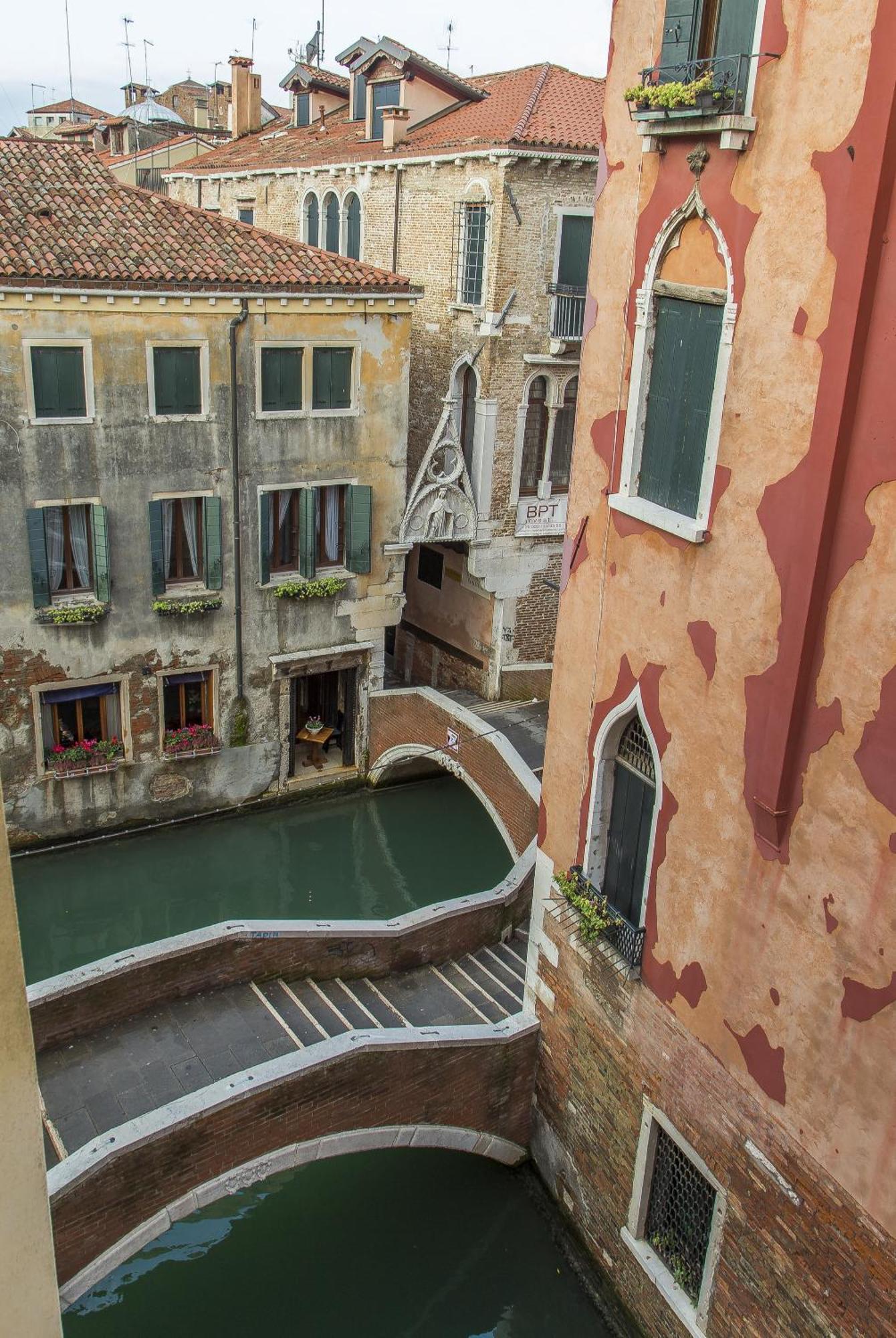 Double Room Canal View