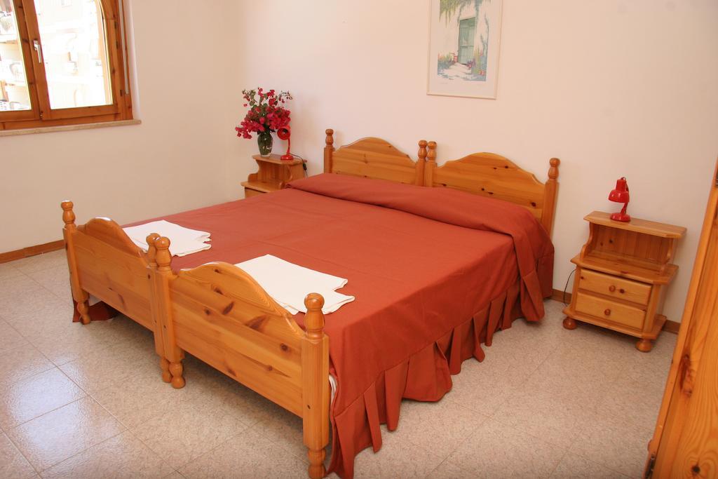 Two-Bedroom Apartment with Sea View,697594545:JPEG