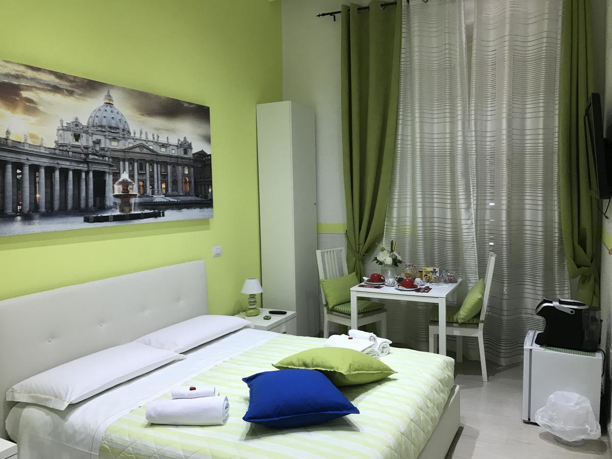 Triple Room,718041763:JPEG