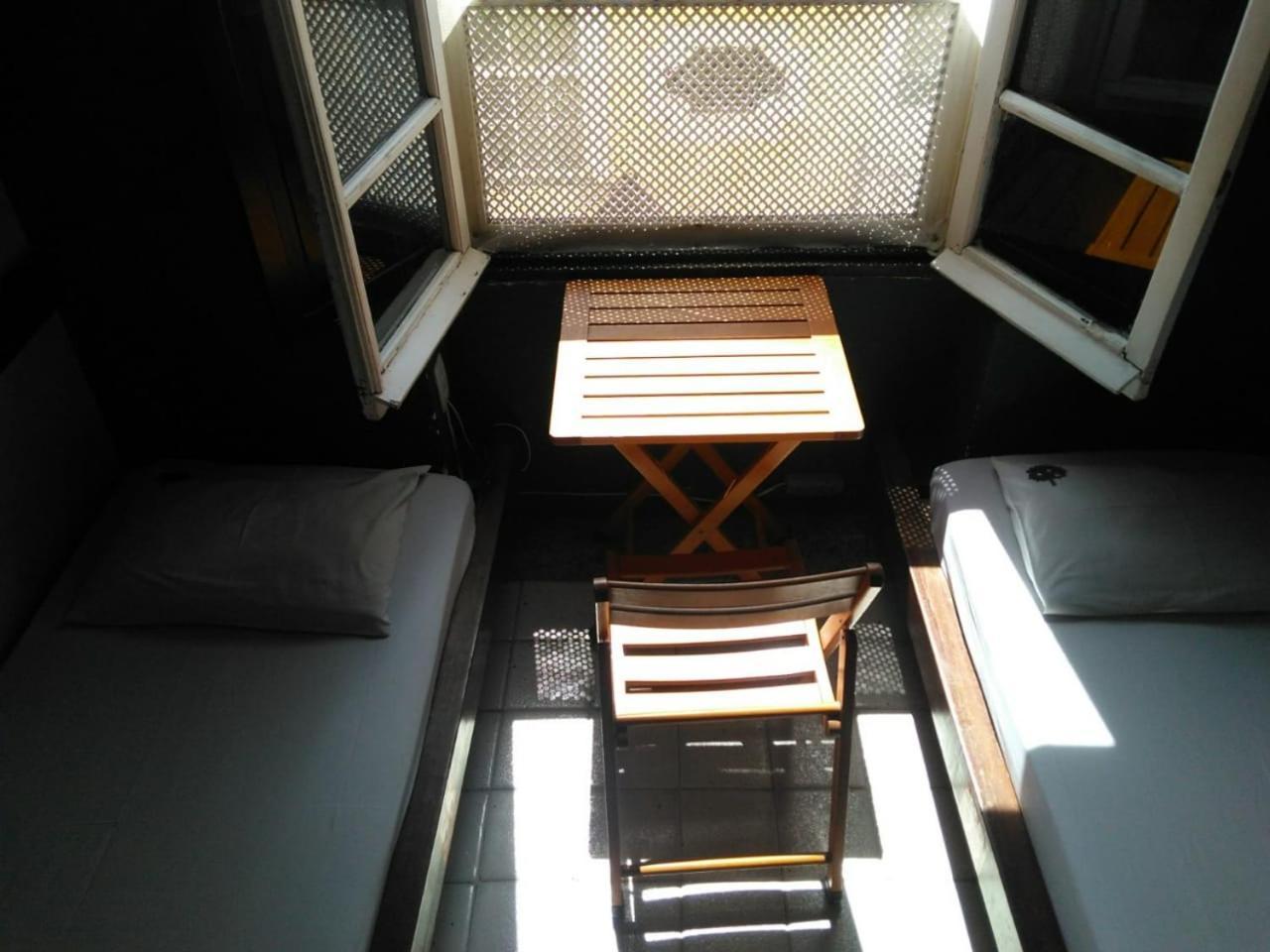 Small Twin Room,698520435:JPEG