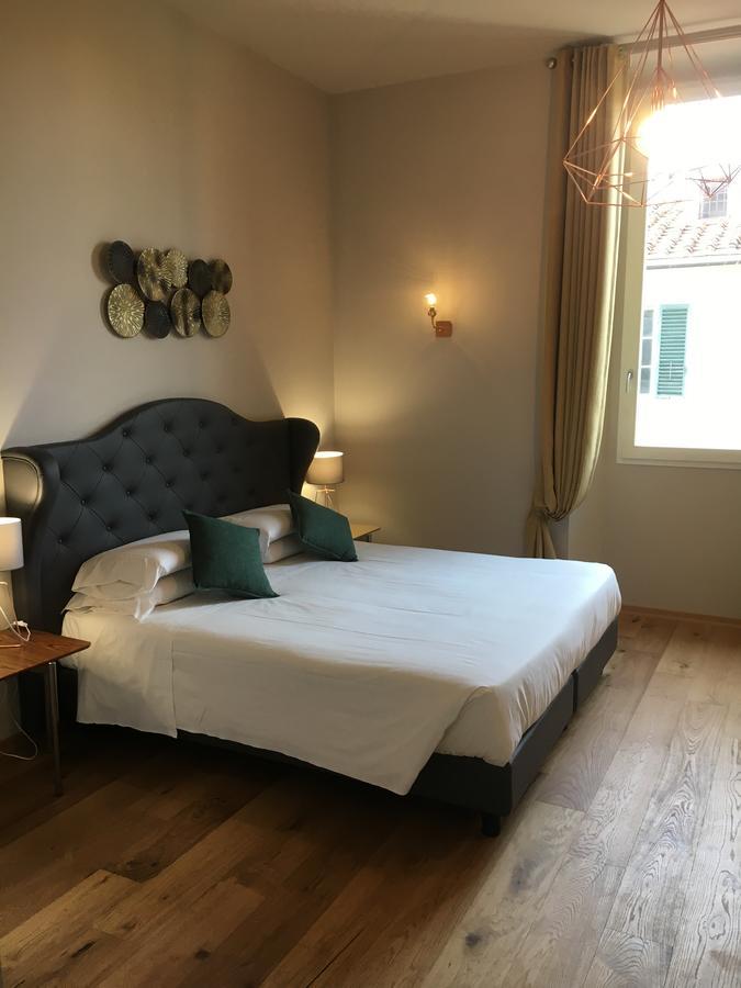 Deluxe Double or Twin Room with City View,744545044:JPEG