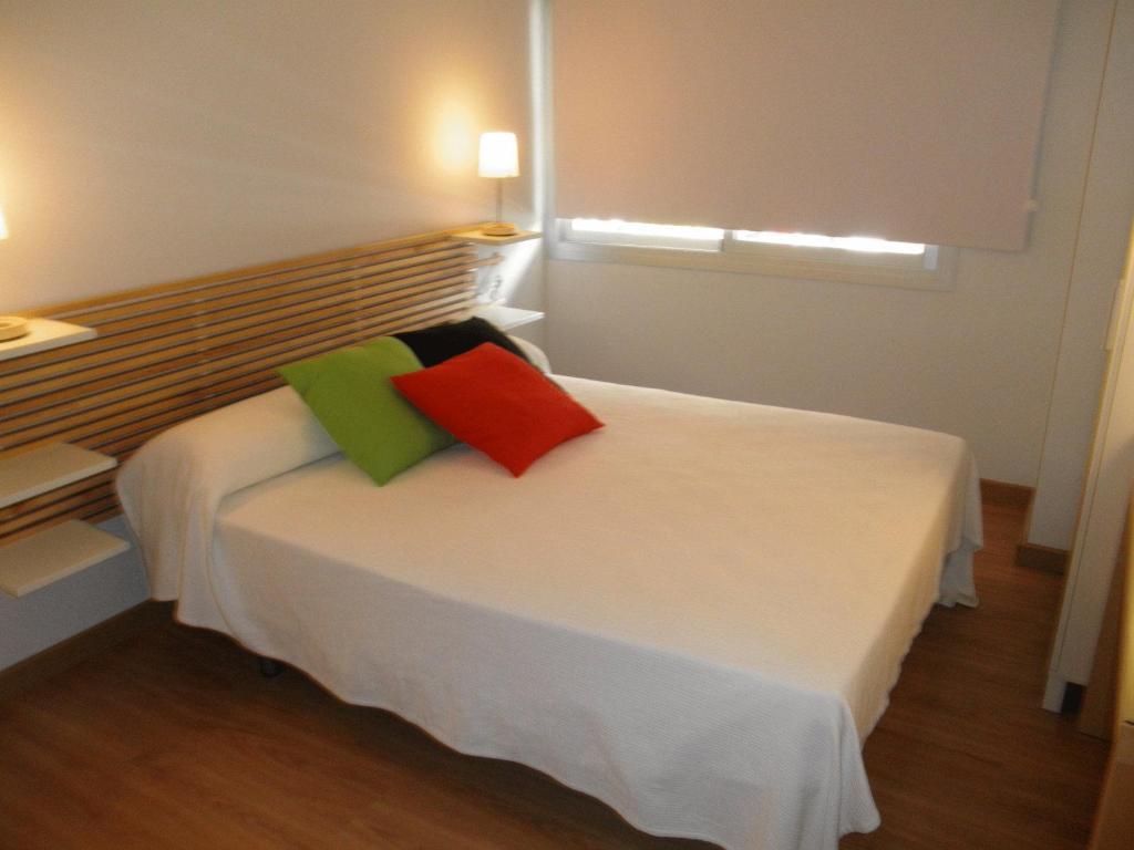 Basic Double Room Private External Bathroom