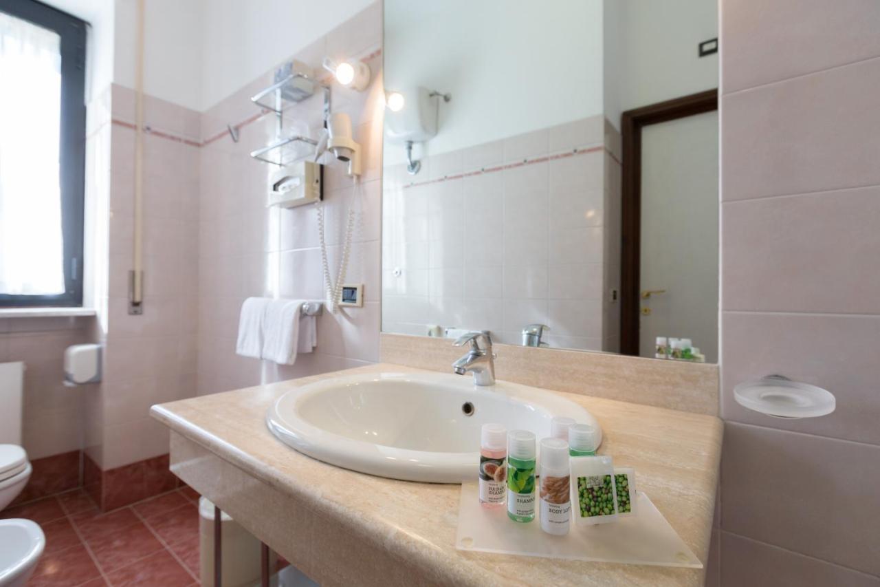 Superior Double Room,832332134:JPEG
