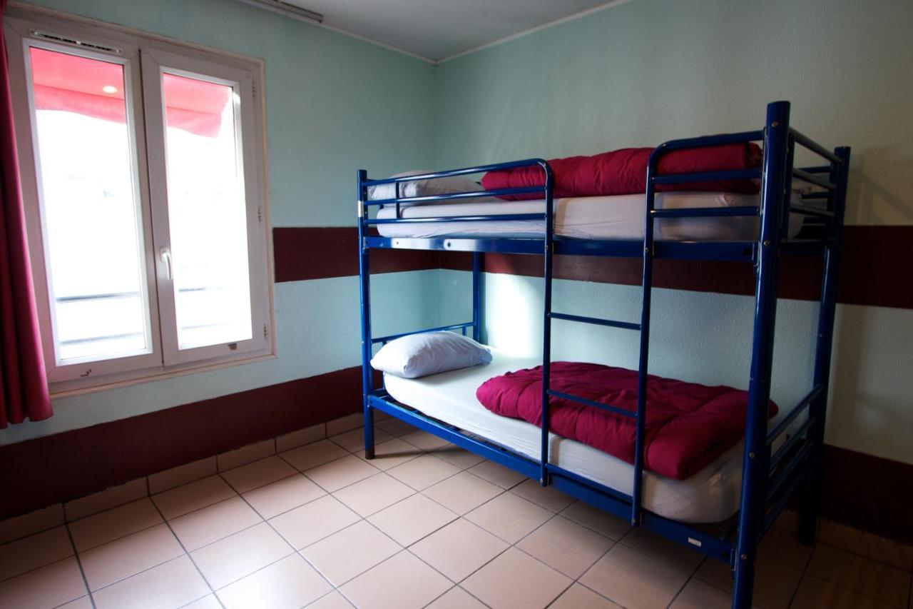 Bed 2 mixed dorm
