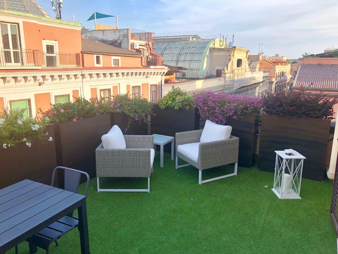 Apartment Terrace,723460132:JPEG
