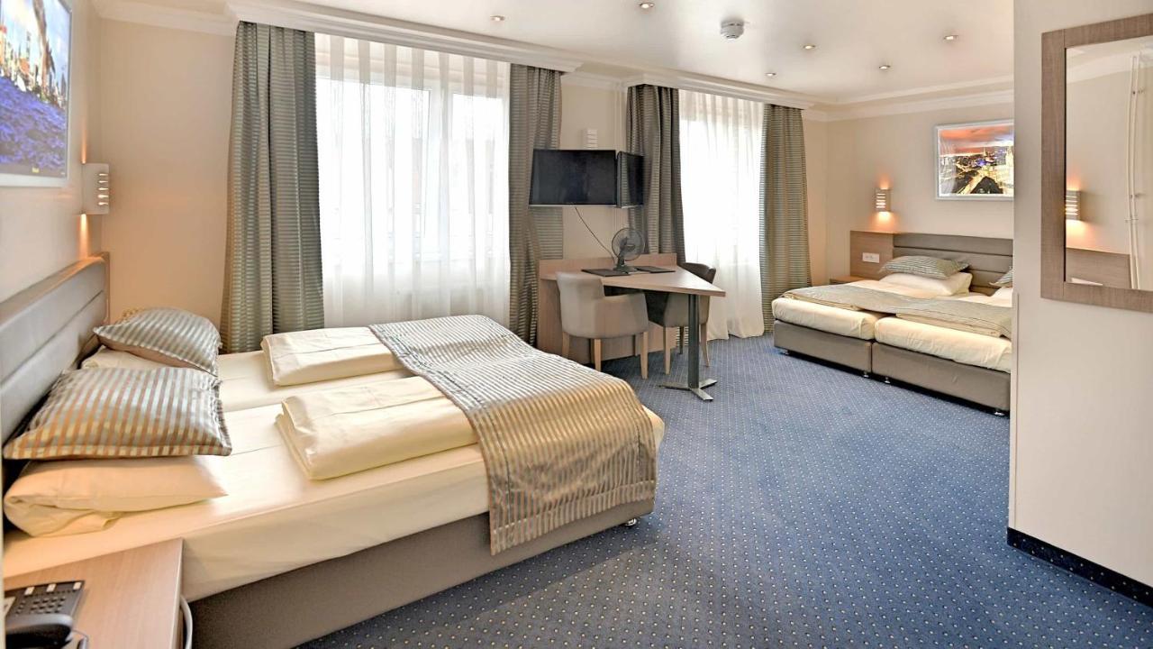 Classic Quadruple Room,724389913:JPEG