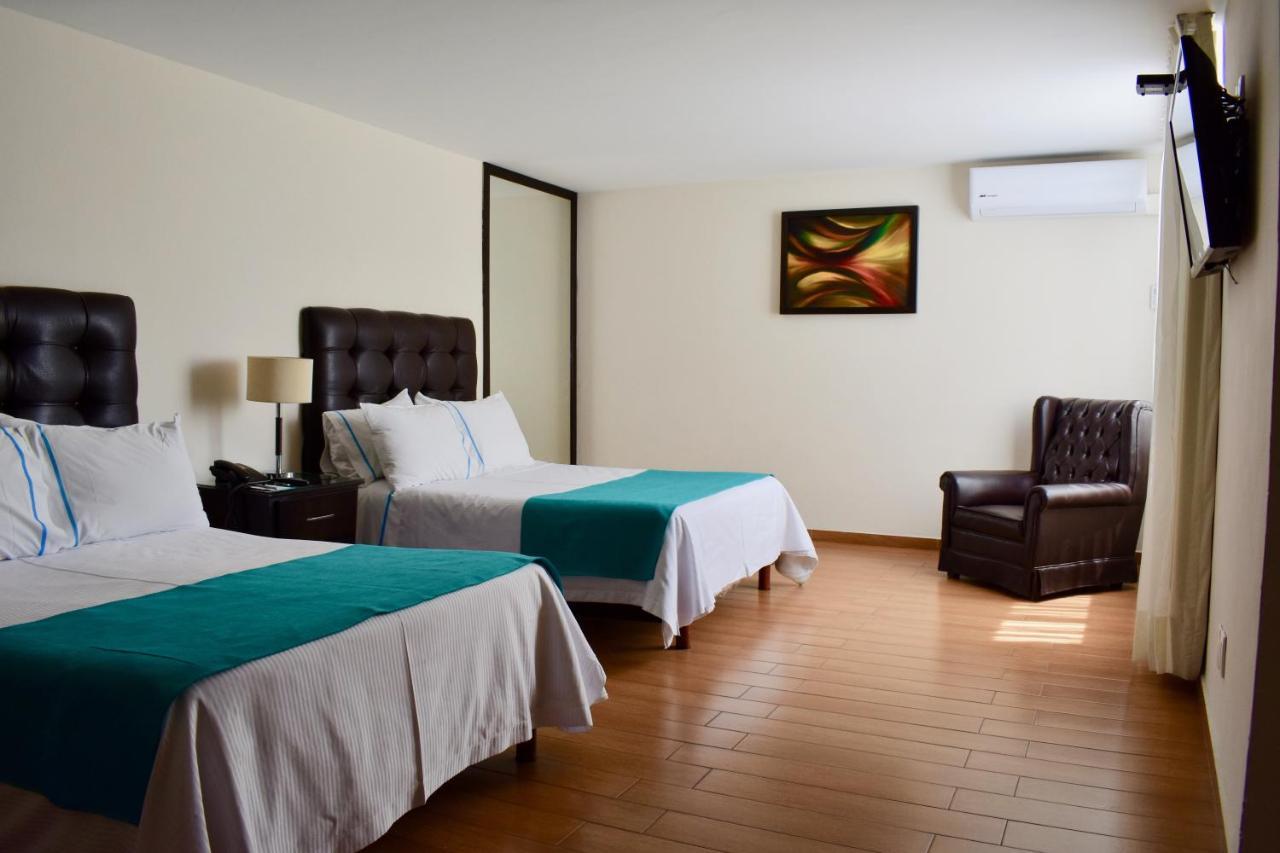 Standard Twin Room,688572636:JPEG