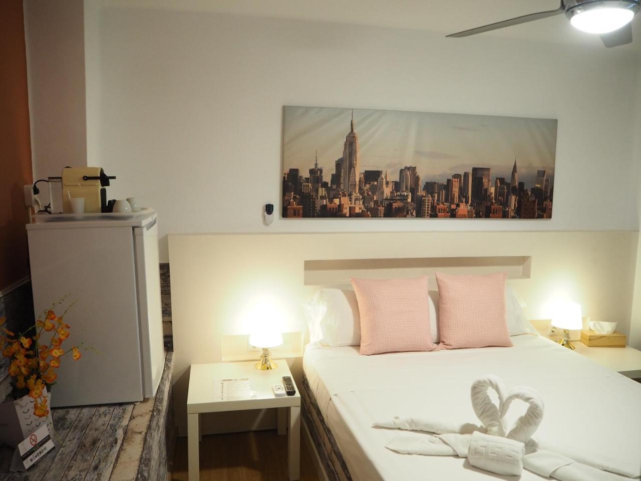 Small Double Room Private Bathroom