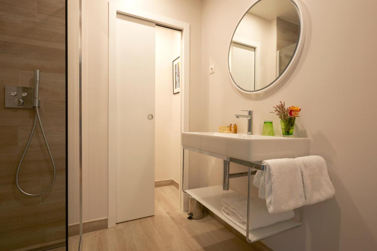 Deluxe Room,338526829:JPEG