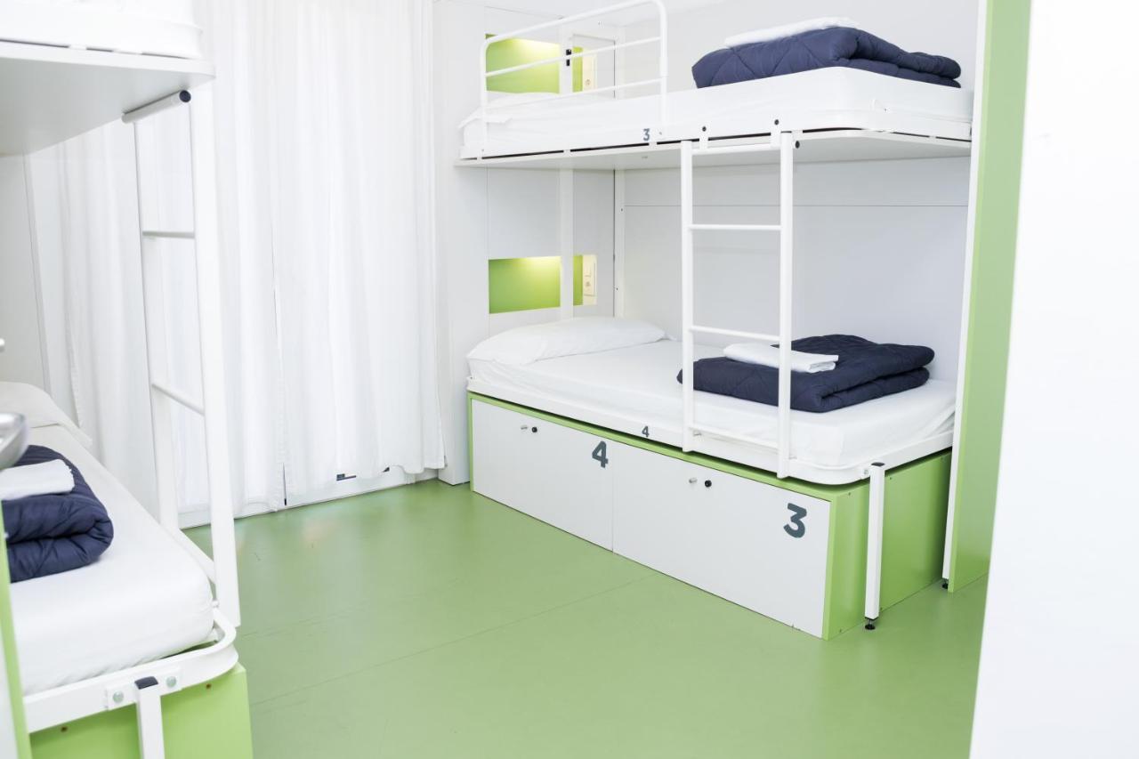 Bed 4-Bed Dormitory Room,735822019:JPEG