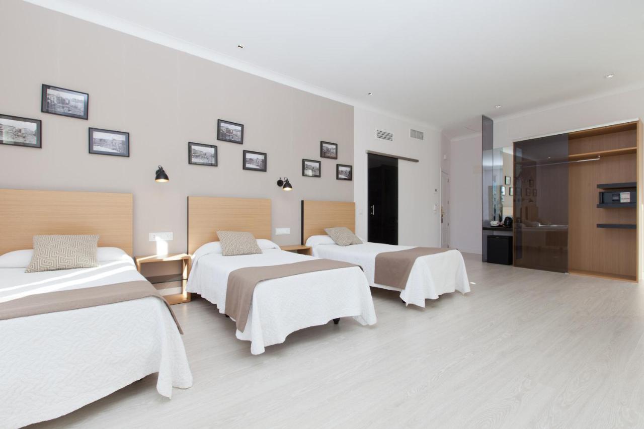 Quadruple Room Puerta del Sol View