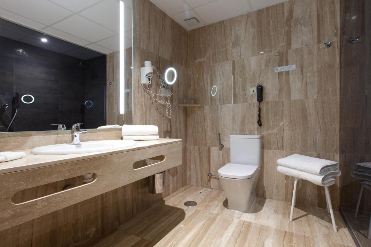 Single Room Puerta del Sol Views